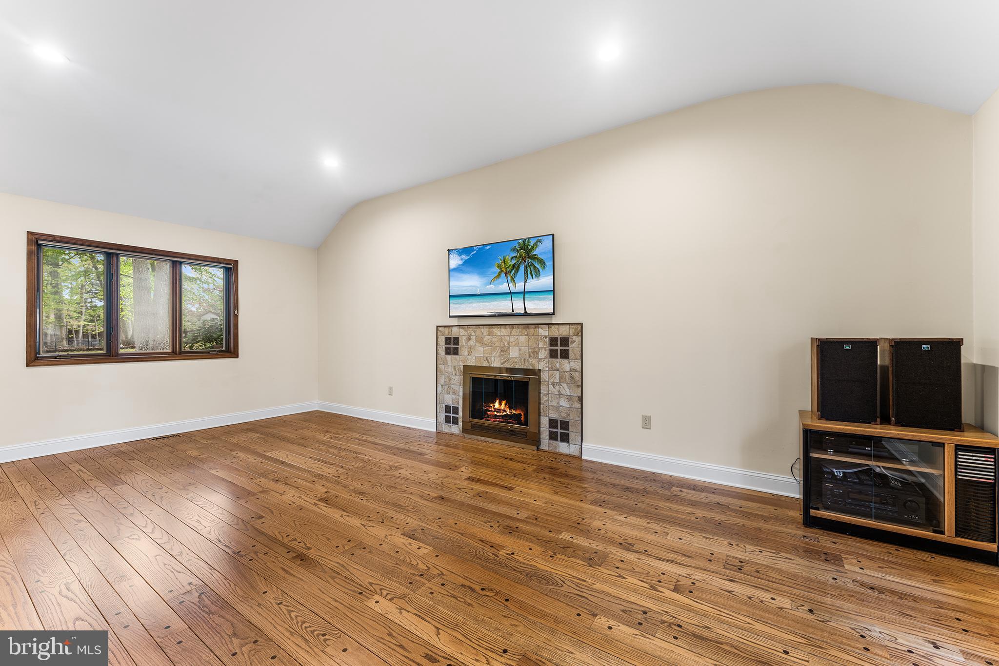 15 FIR LANE