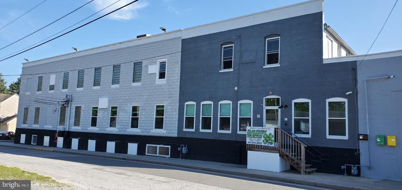 111 OLIVE STREET