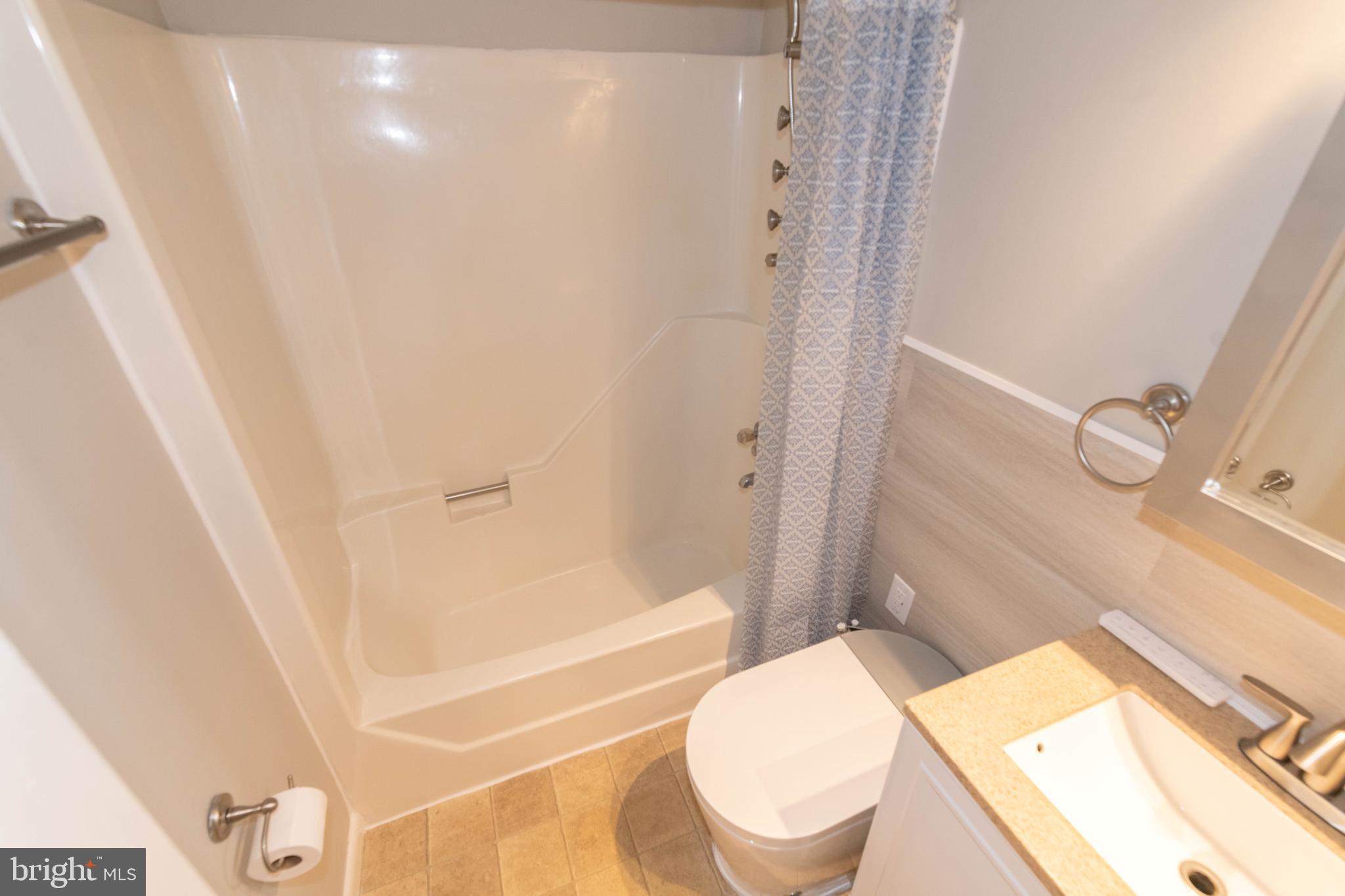 ARUNDEL - Residential