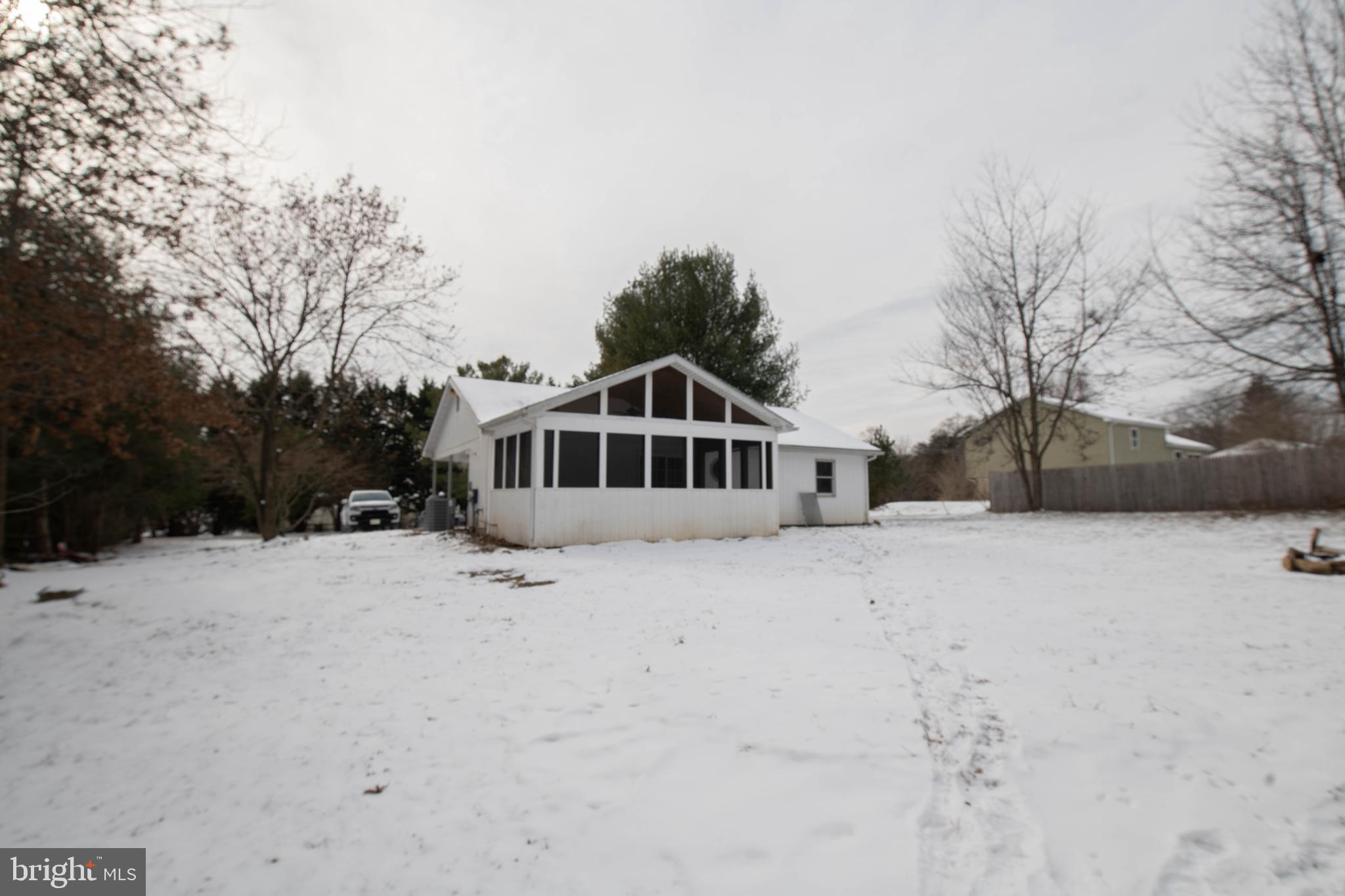 ARUNDEL - Residential