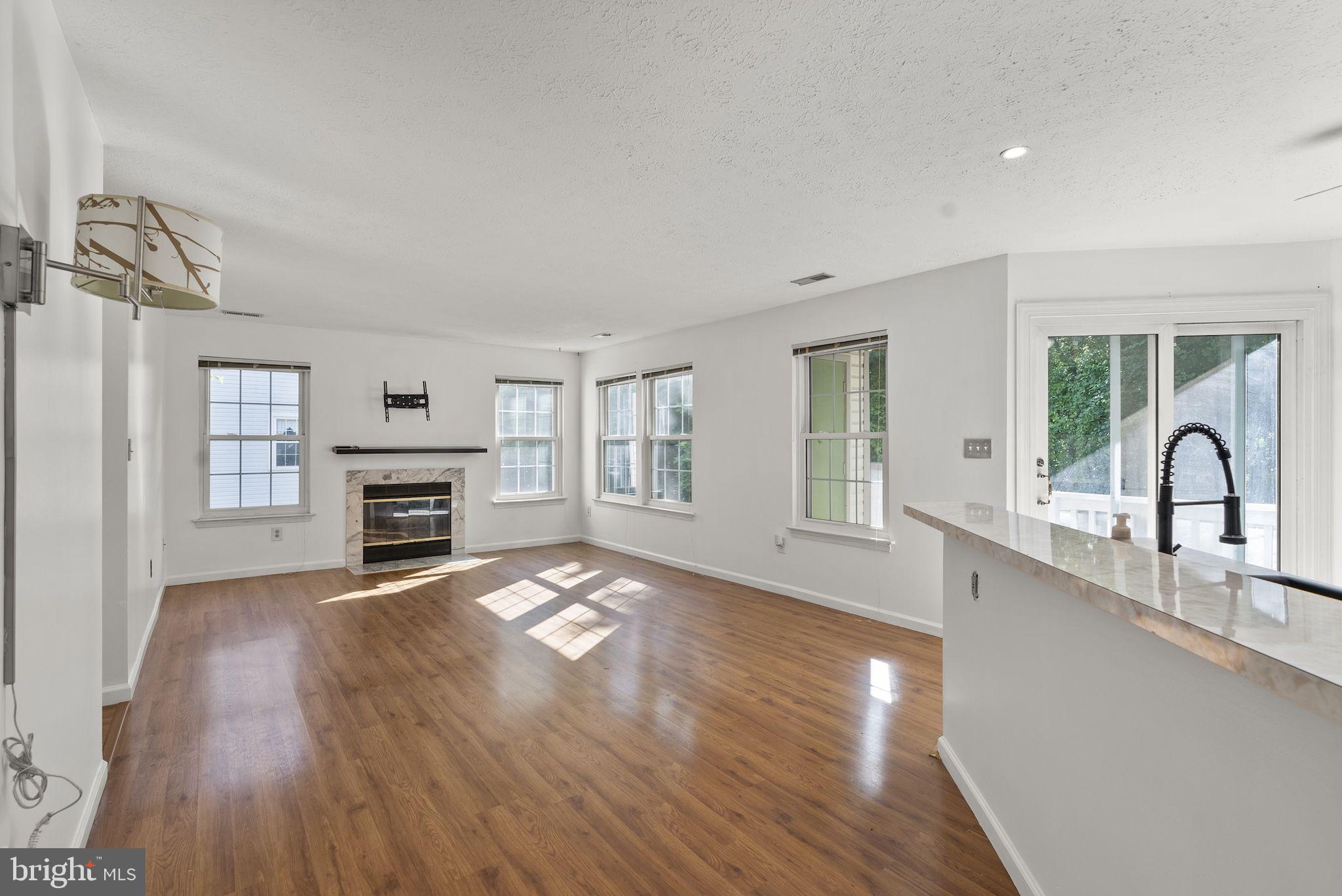 72 SURREY LANE