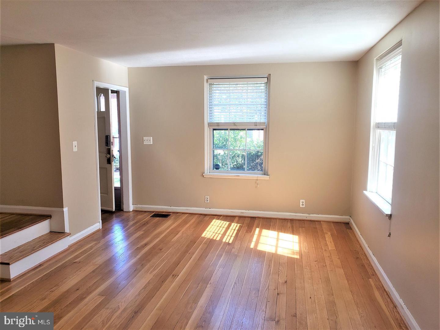 FAIRLINGTON GREEN - Residential Lease