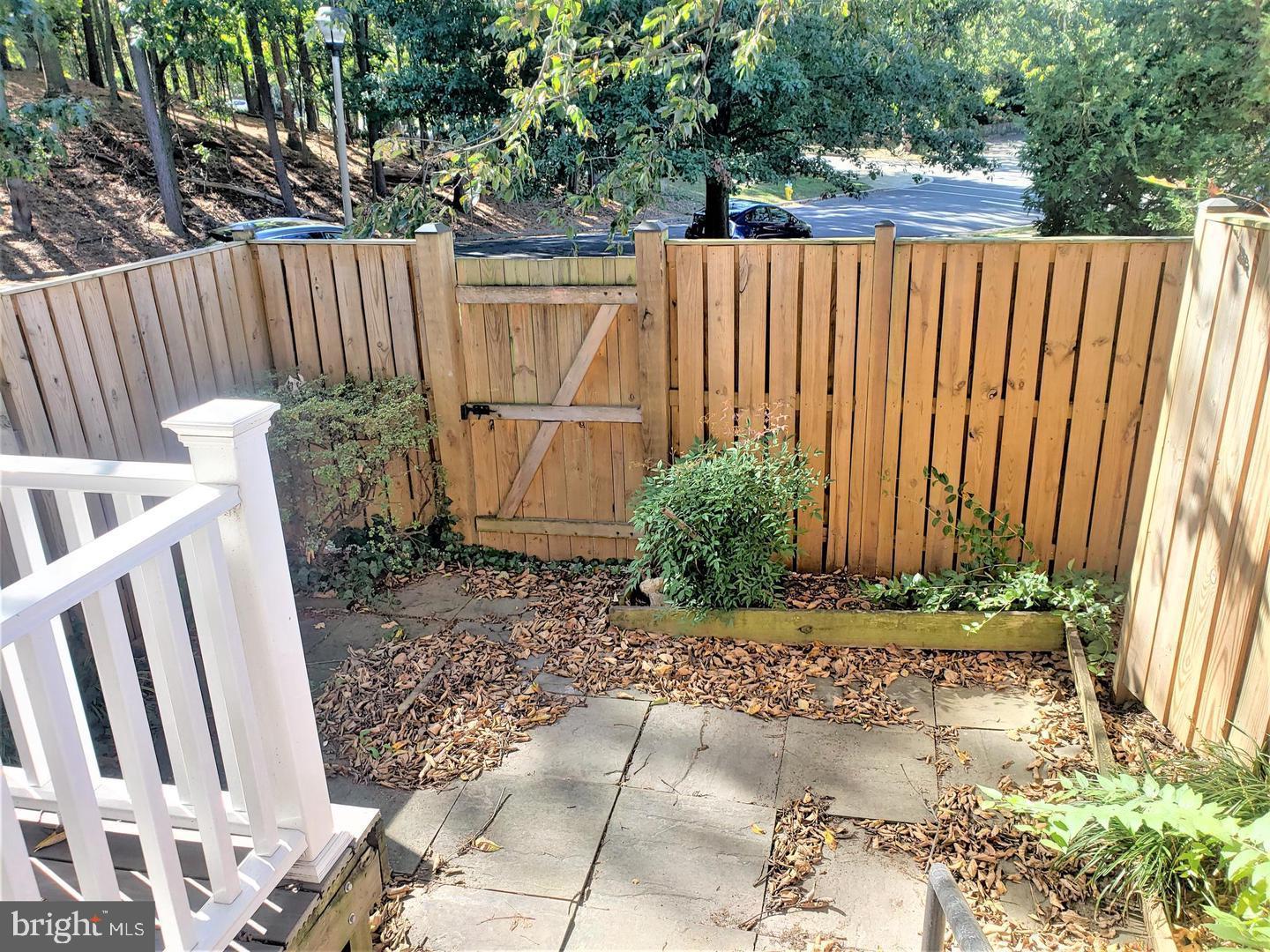 FAIRLINGTON GREEN - Residential Lease