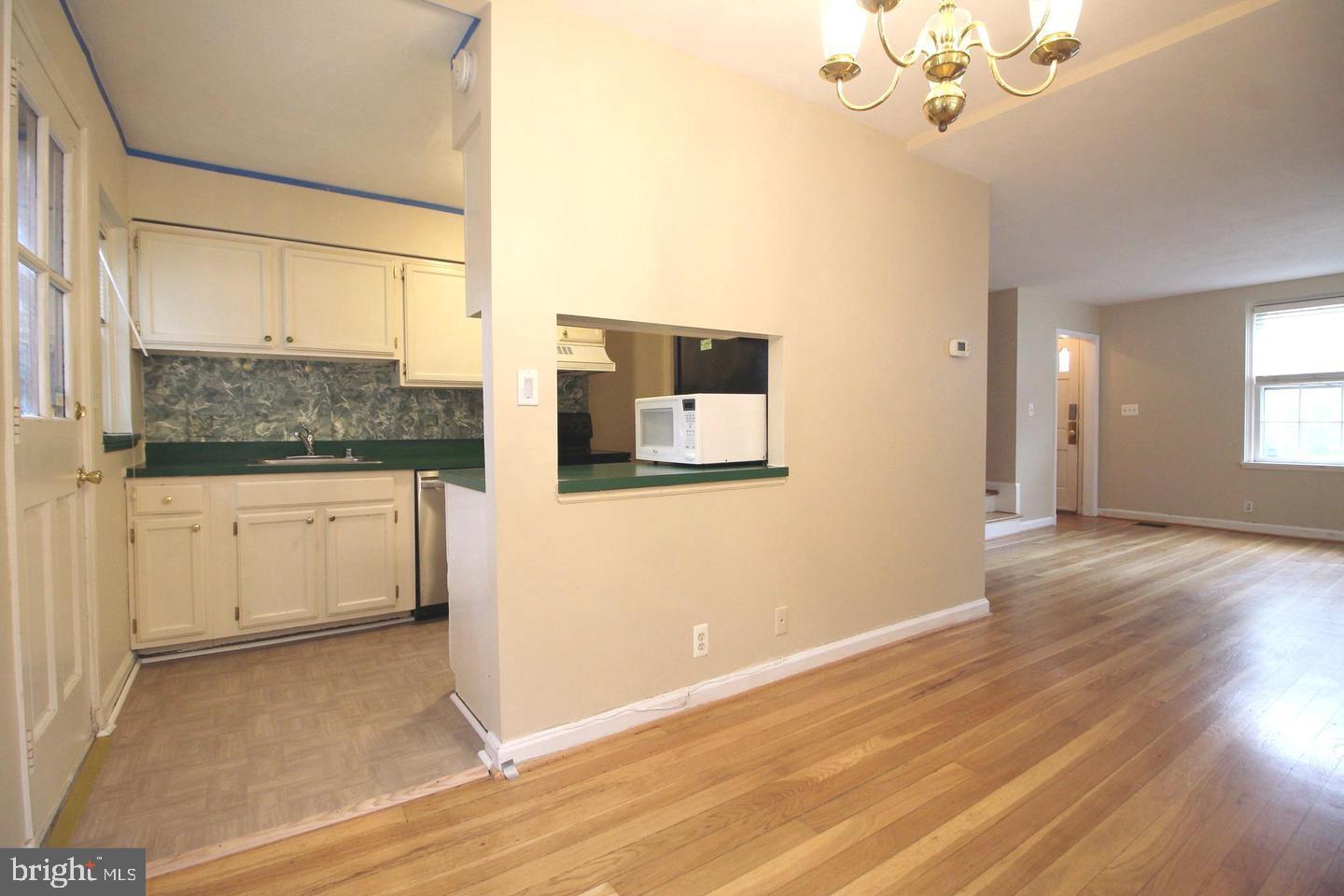 FAIRLINGTON GREEN - Residential Lease