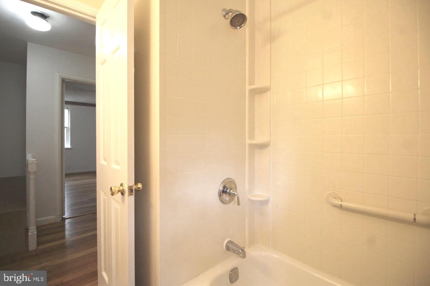 FAIRLINGTON GREEN - Residential Lease