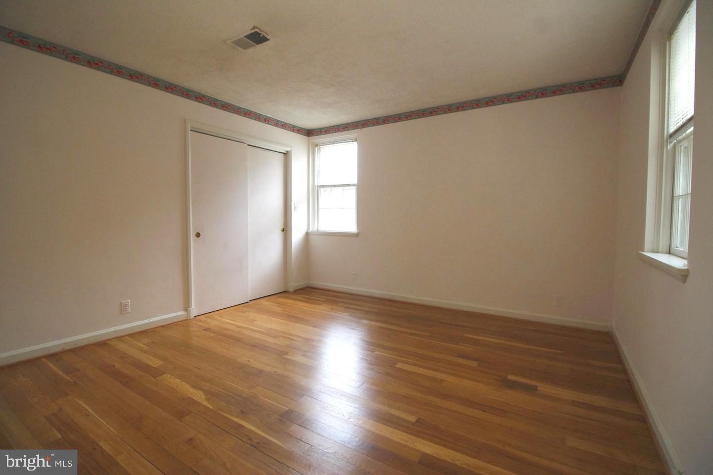 FAIRLINGTON GREEN - Residential Lease