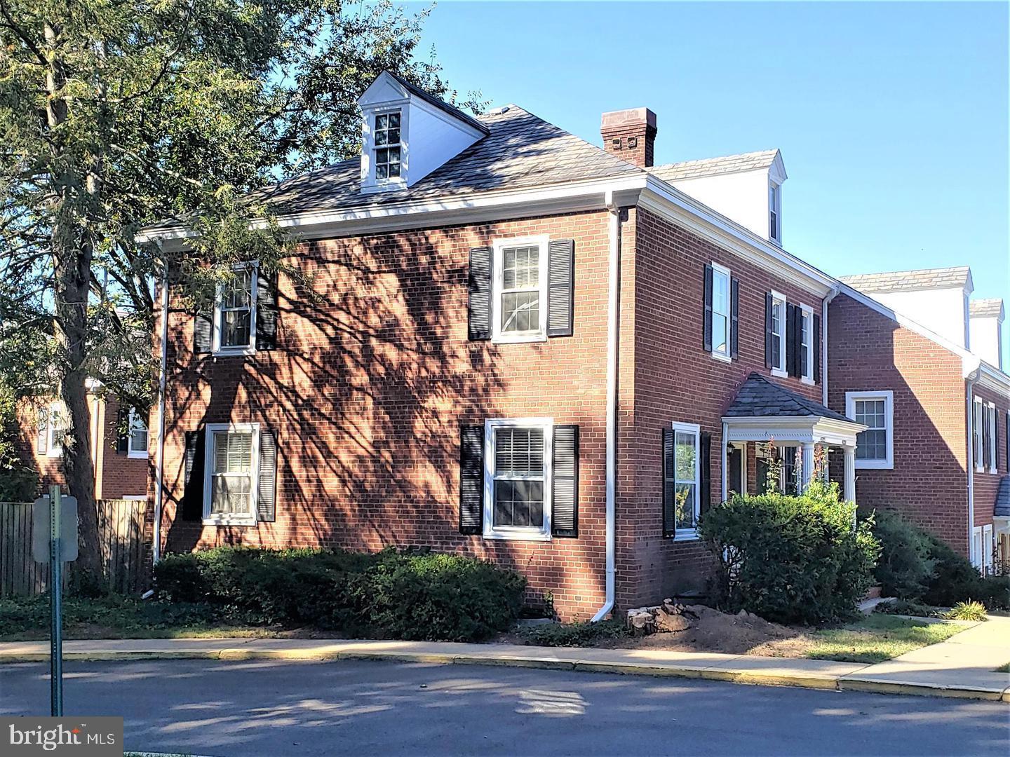FAIRLINGTON GREEN - Residential Lease