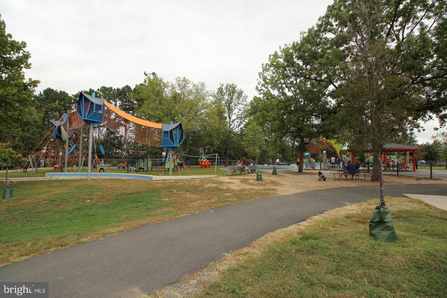 FAIRLINGTON GREEN - Residential Lease