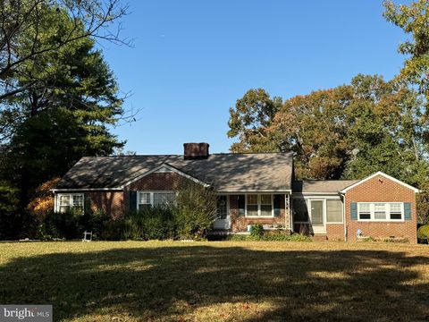 14423 LONG BRANCH ROAD WOODFORD VA 22580