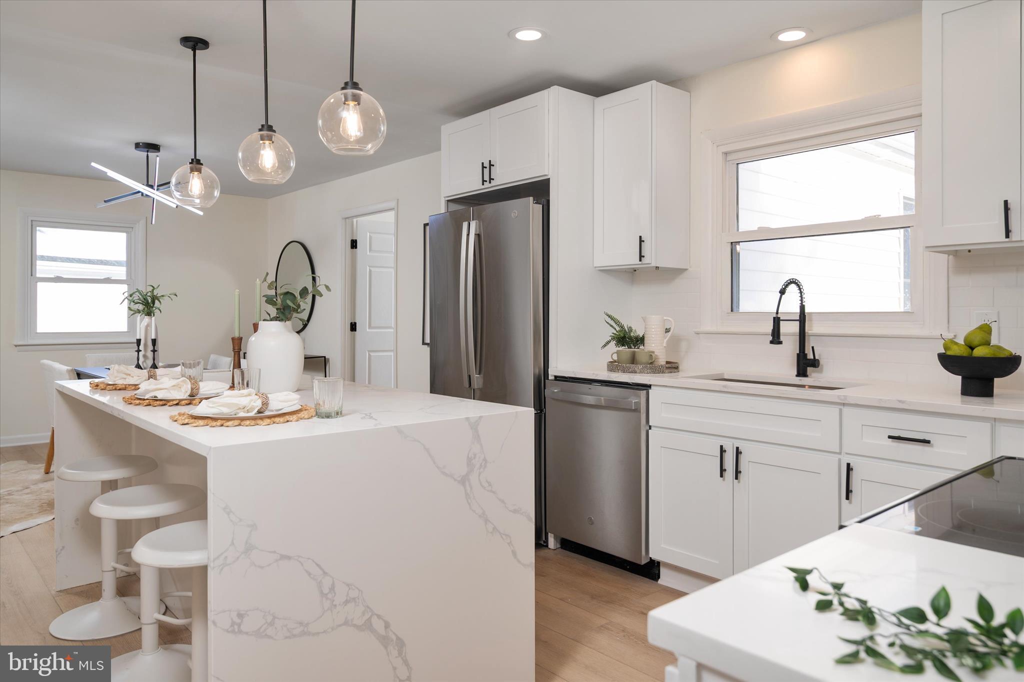 COLONIAL ACRES - Residential