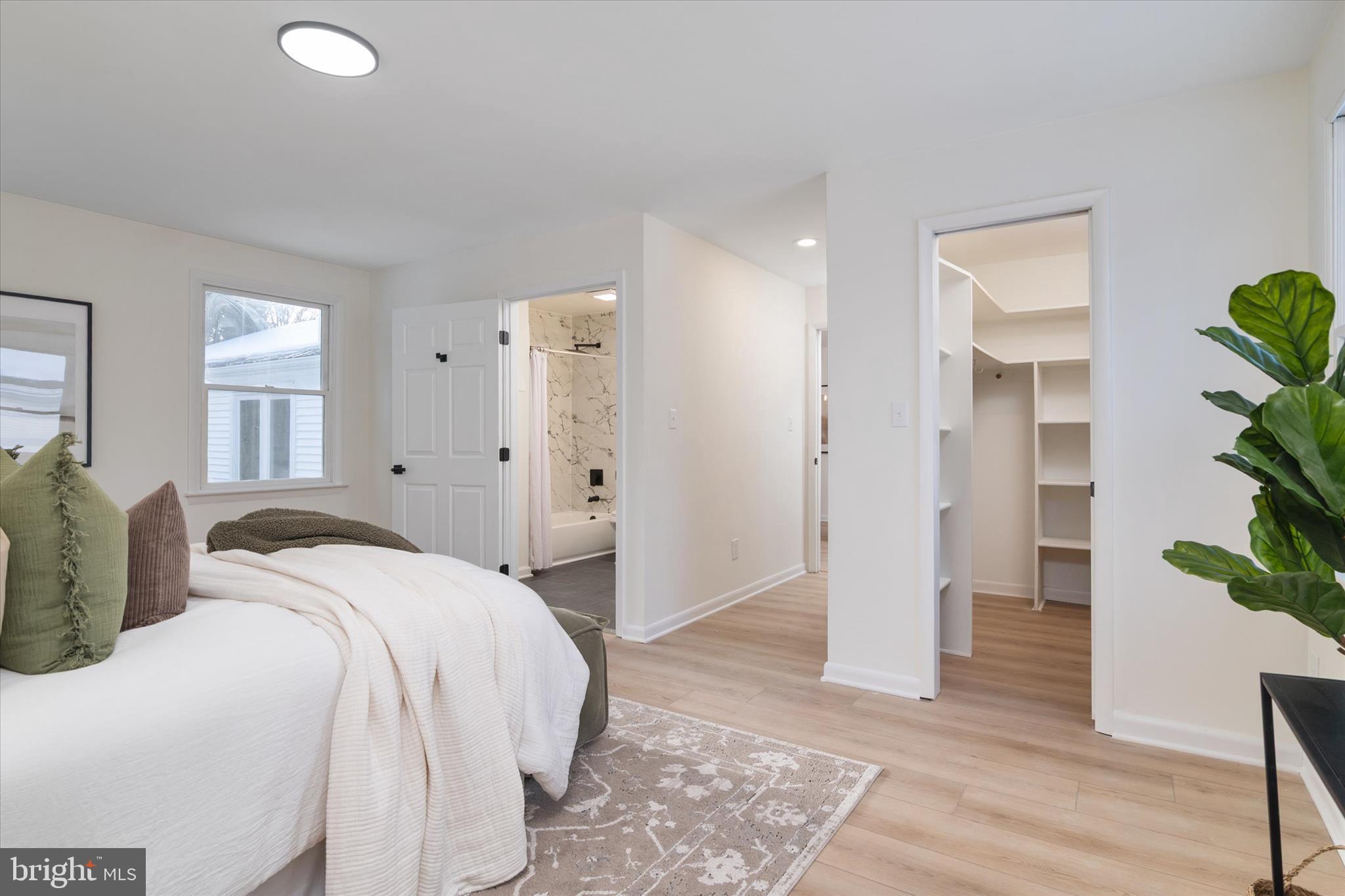 COLONIAL ACRES - Residential