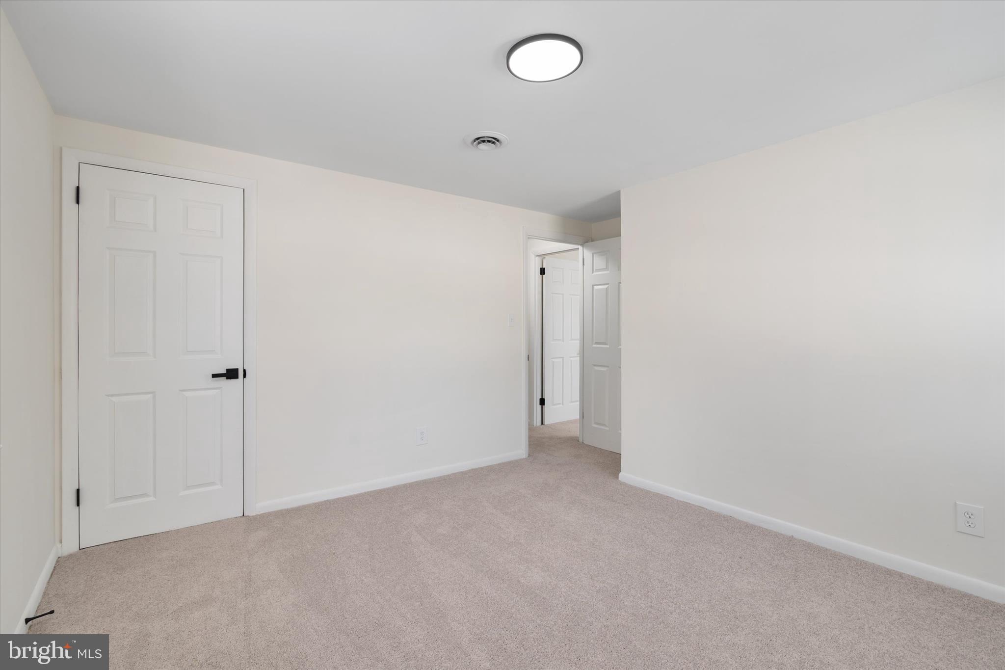 COLONIAL ACRES - Residential