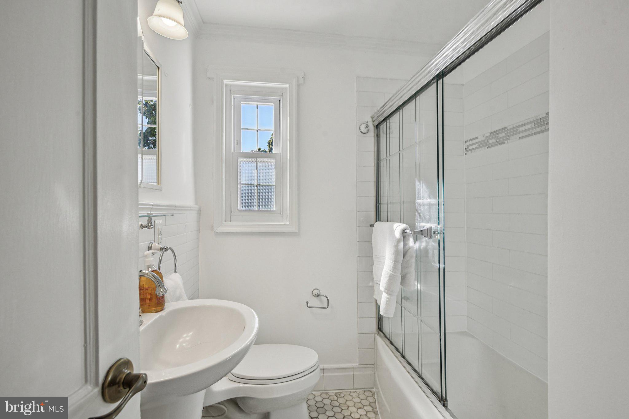 JEFFERSON HOMES - Residential