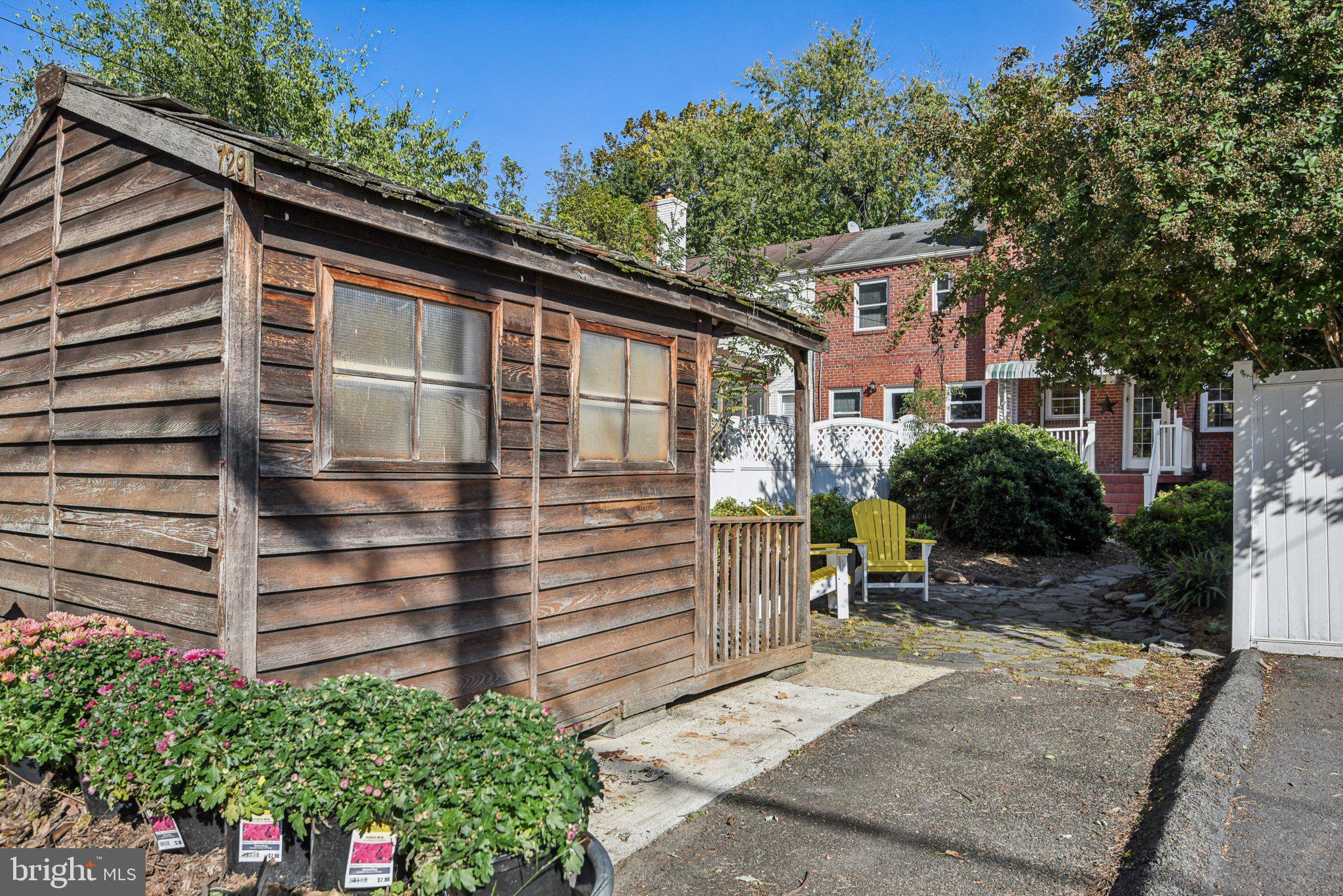 JEFFERSON HOMES - Residential