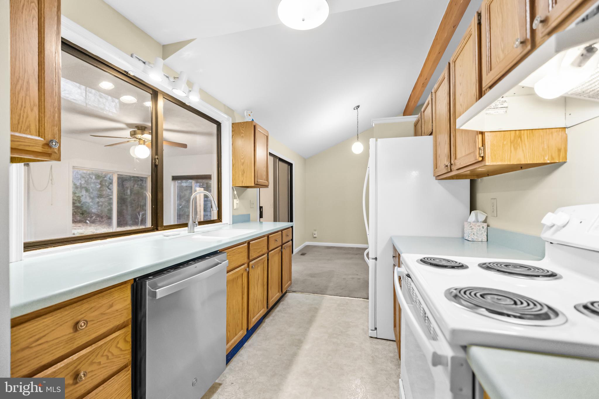 LAKE OF THE WOODS - Residential