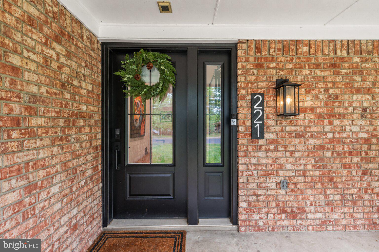 TANTALLON ON THE POTOMAC - Residential