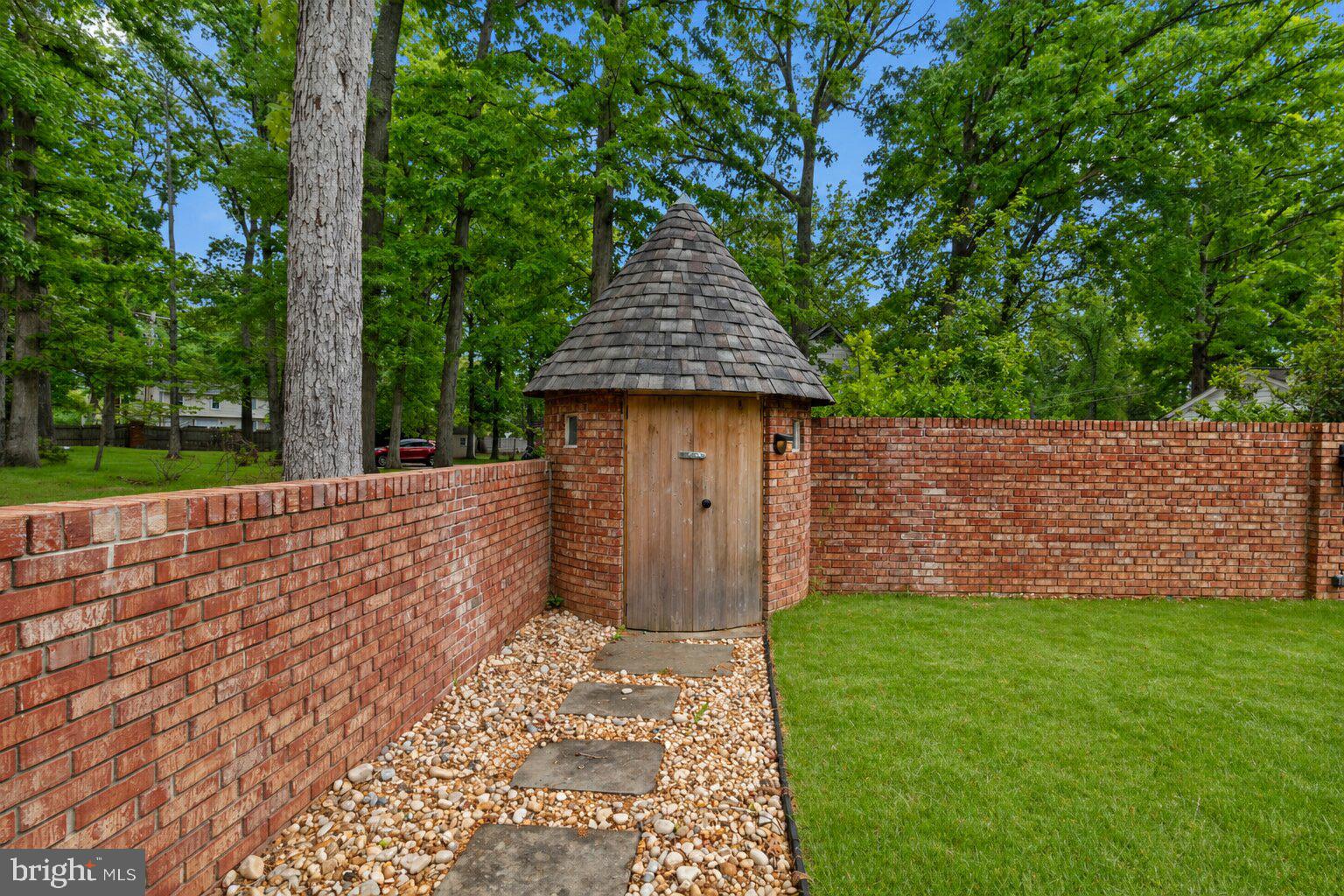 TANTALLON ON THE POTOMAC - Residential