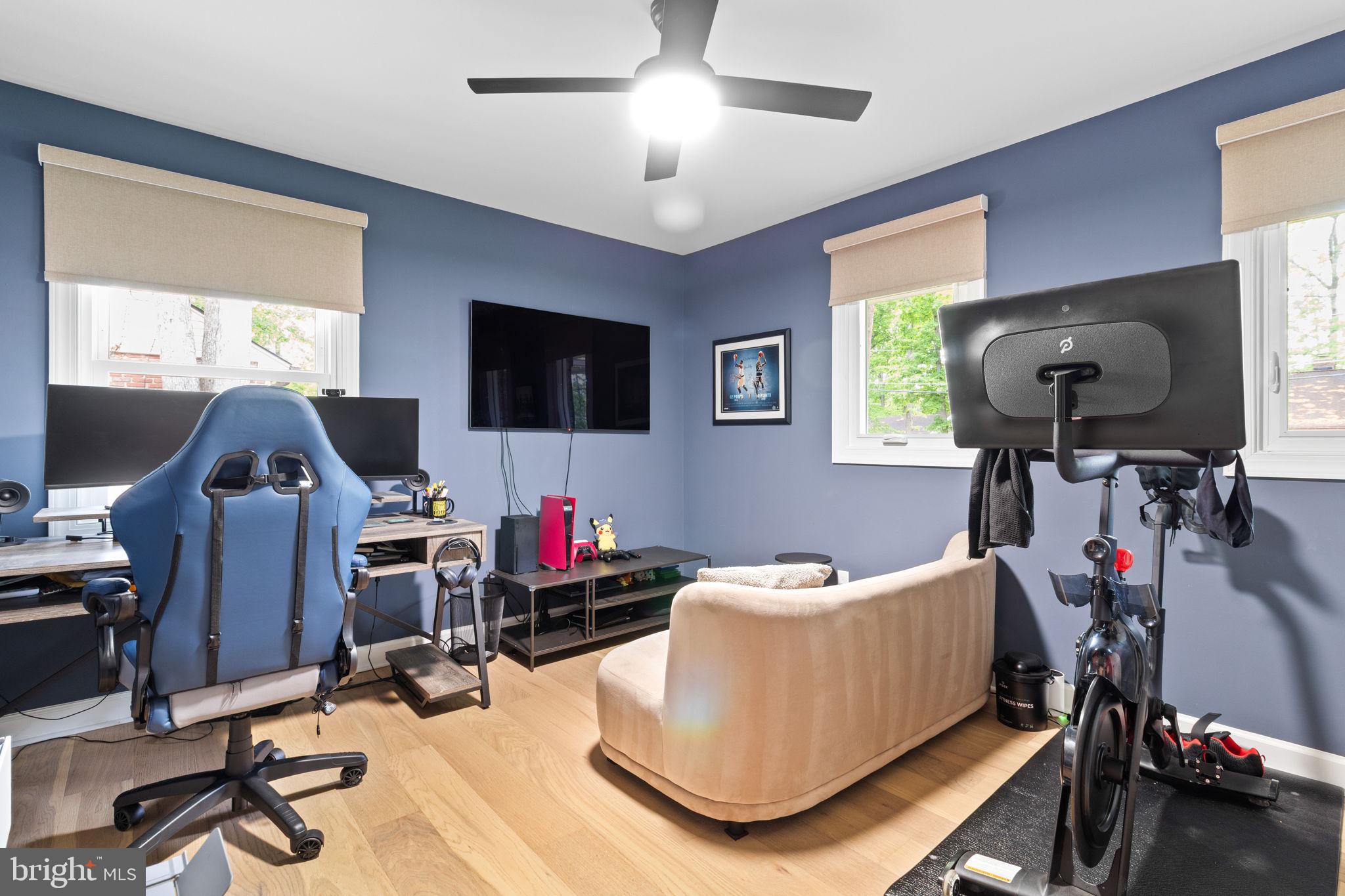 TANTALLON ON THE POTOMAC - Residential