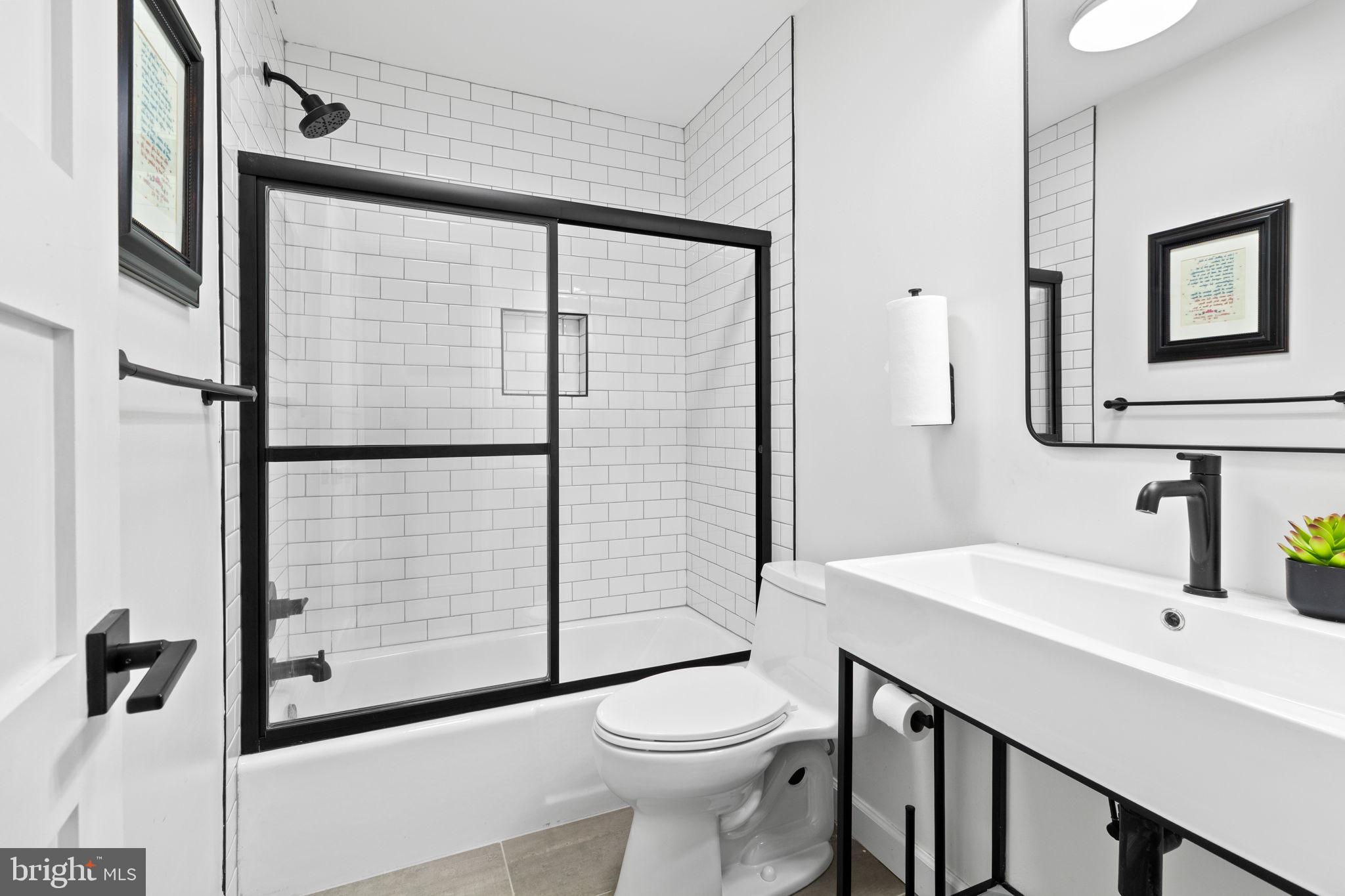 TANTALLON ON THE POTOMAC - Residential