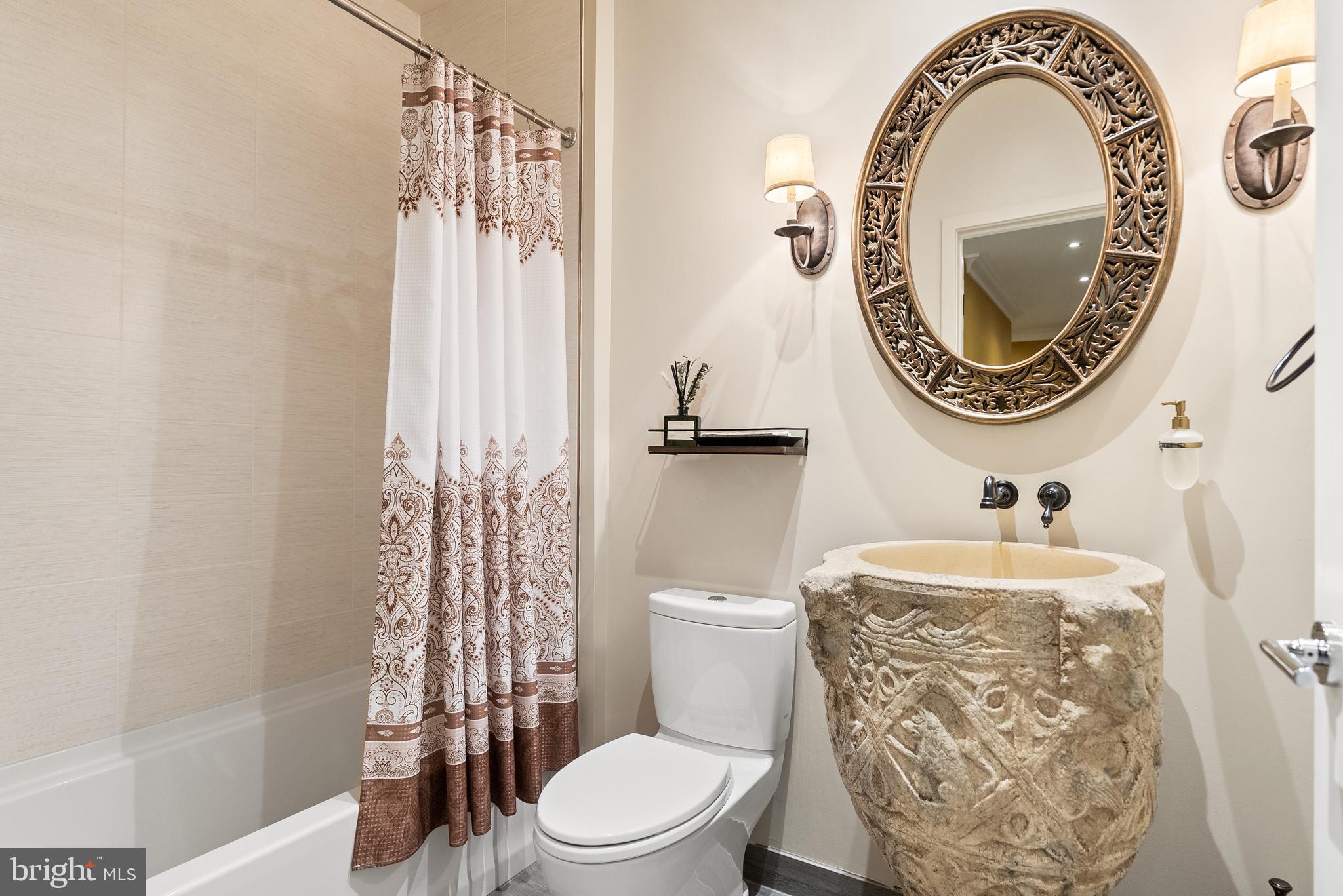 OLD TOWN - Residential