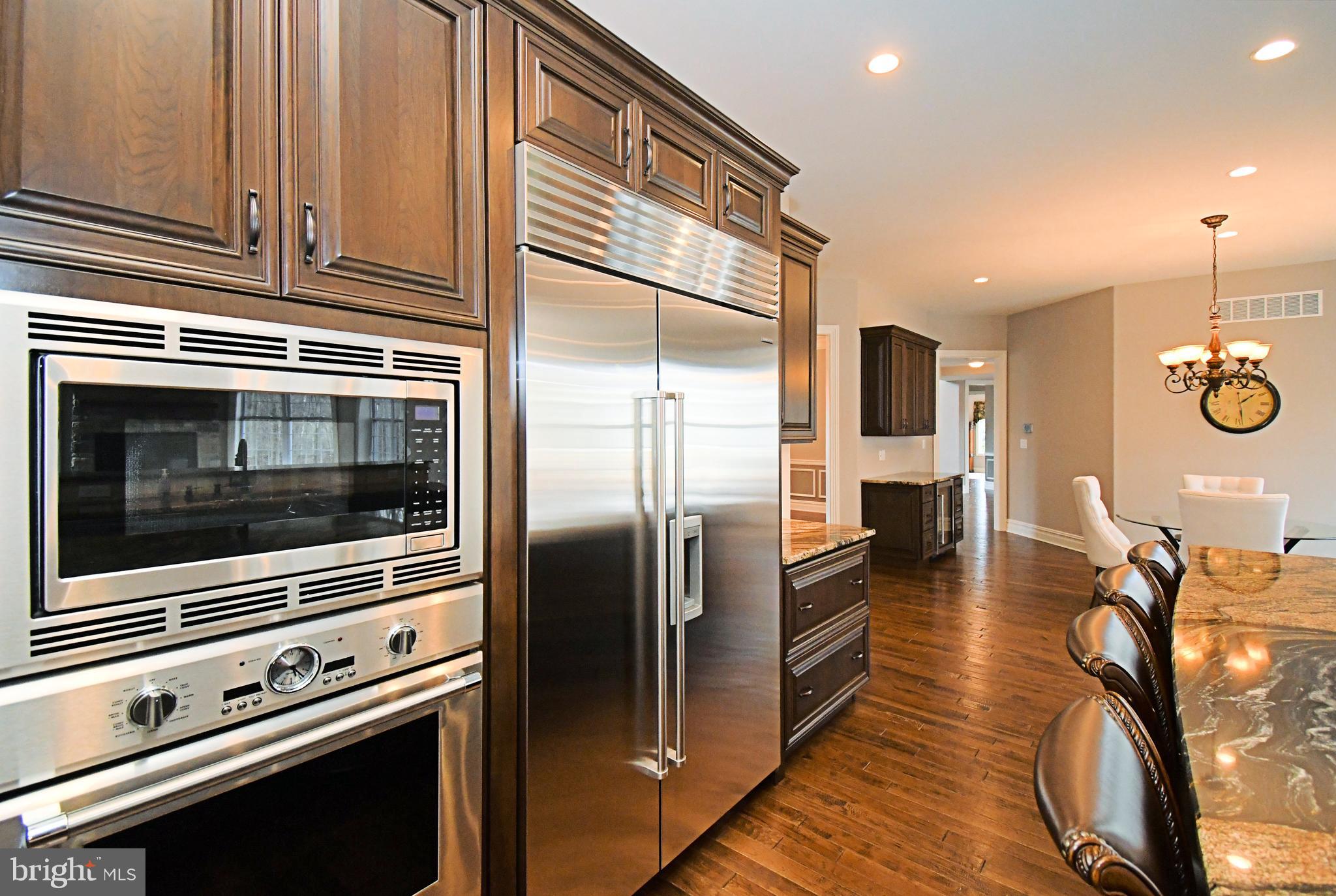 DUTCHESS FARM ESTS - Residential