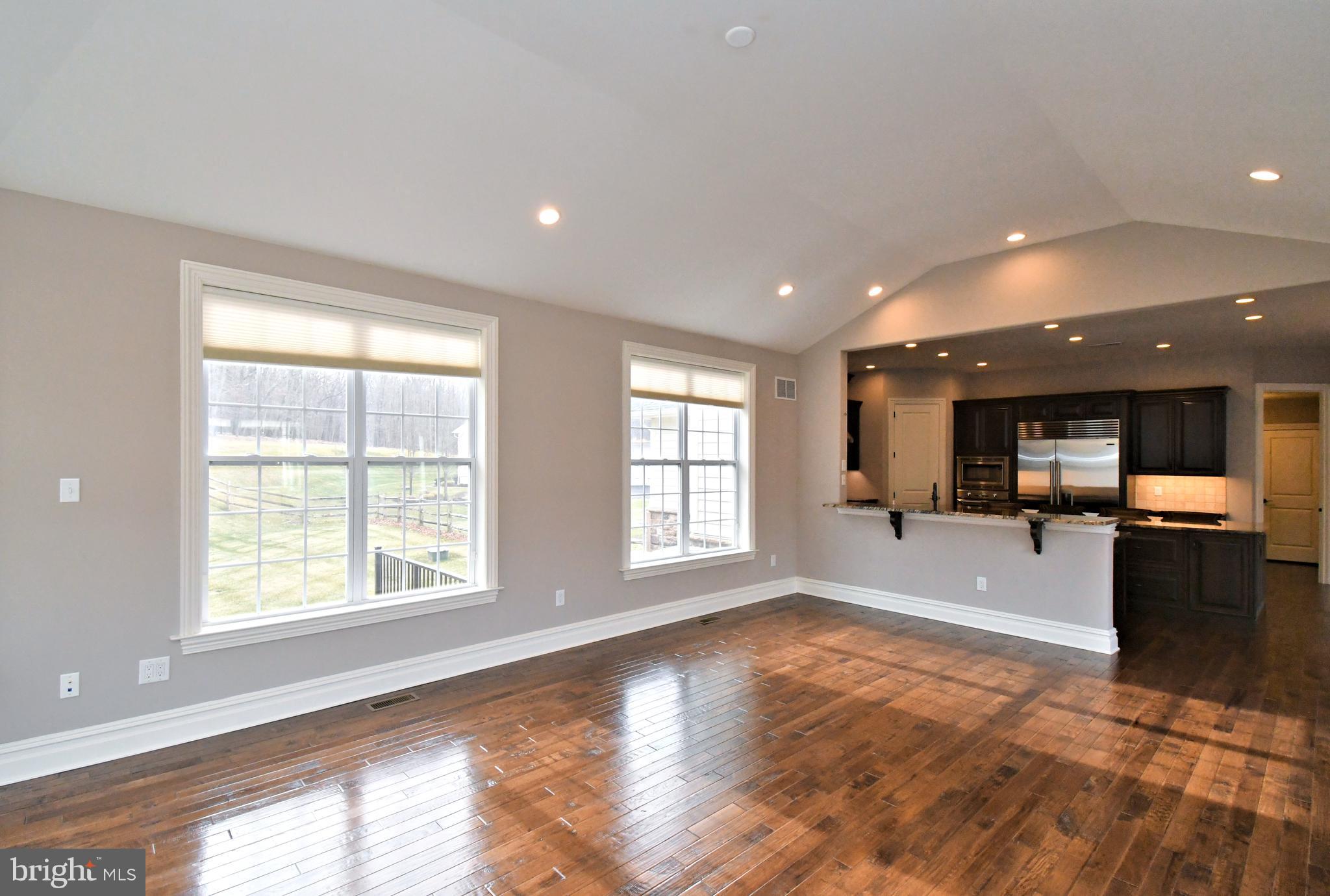 DUTCHESS FARM ESTS - Residential