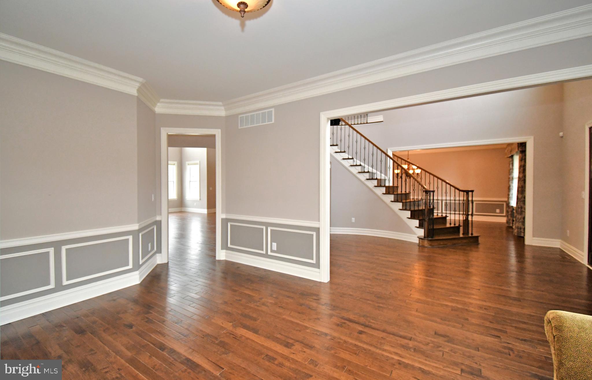 DUTCHESS FARM ESTS - Residential