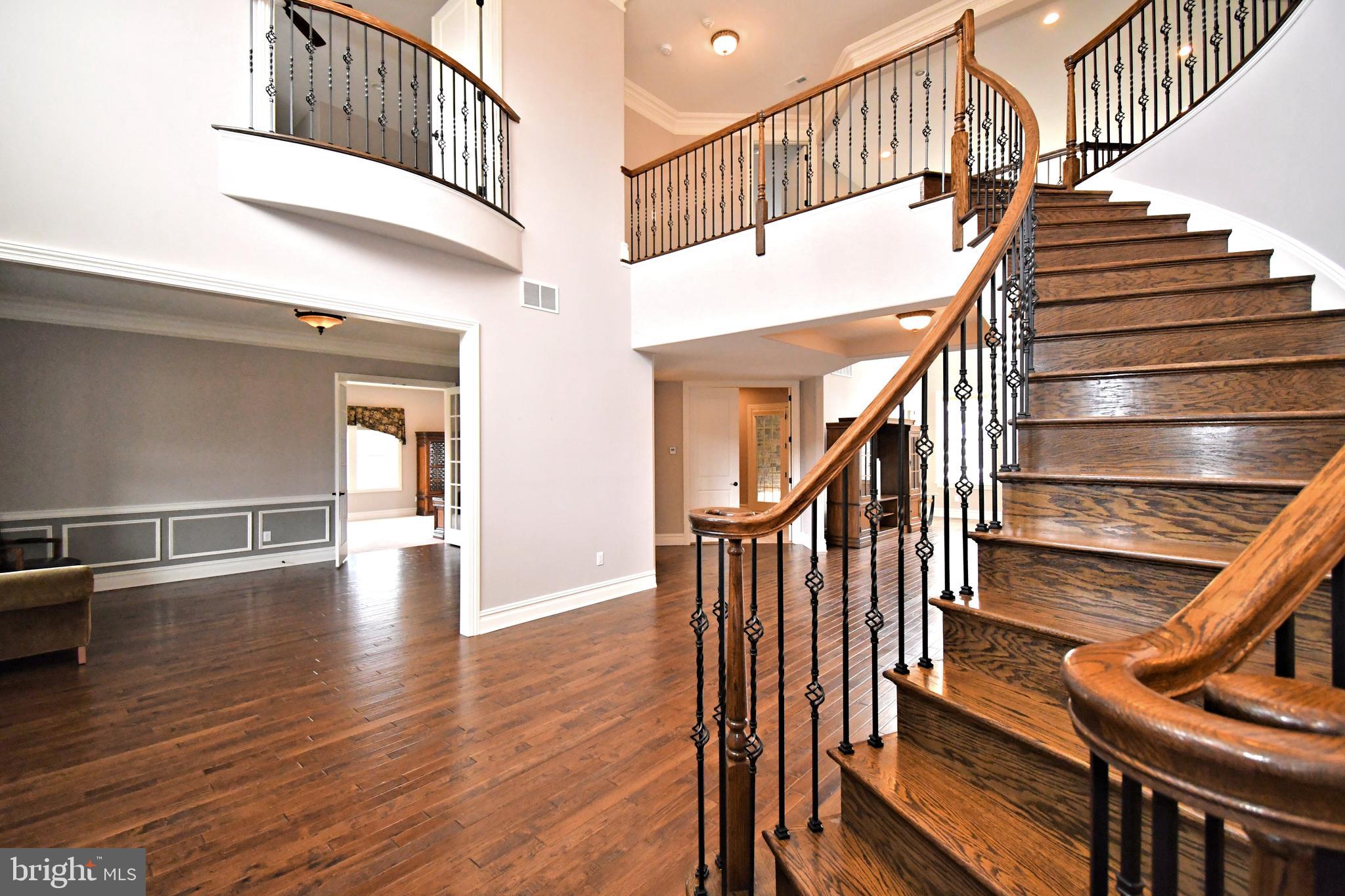 DUTCHESS FARM ESTS - Residential