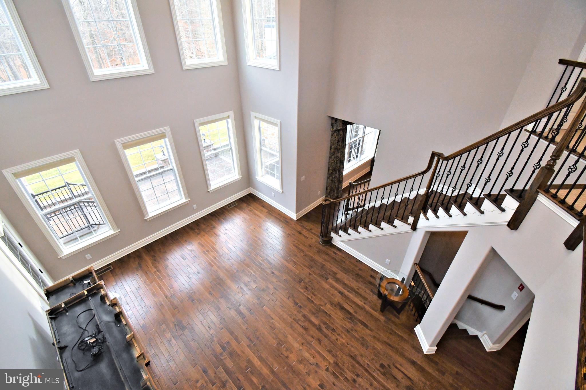 DUTCHESS FARM ESTS - Residential