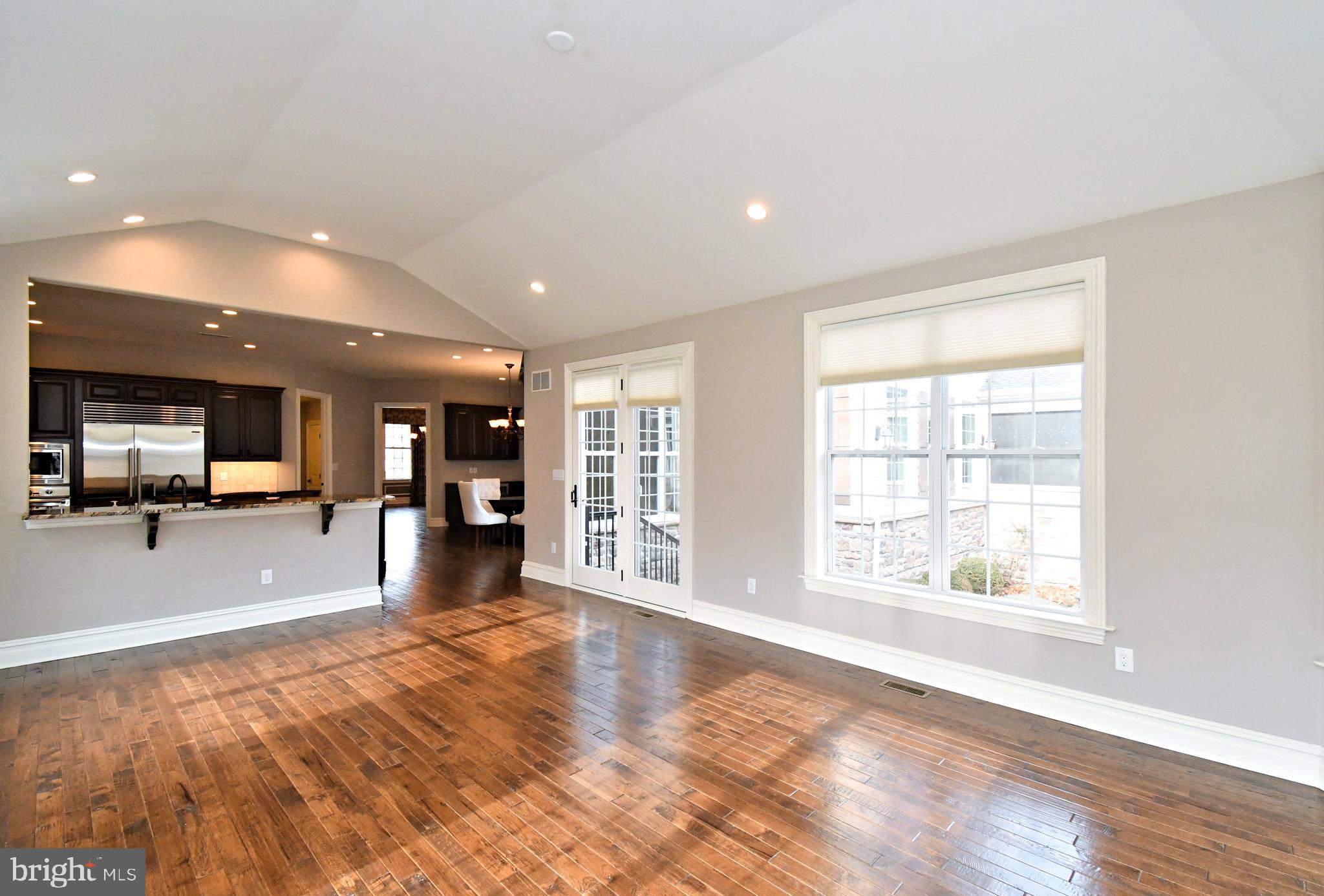 DUTCHESS FARM ESTS - Residential