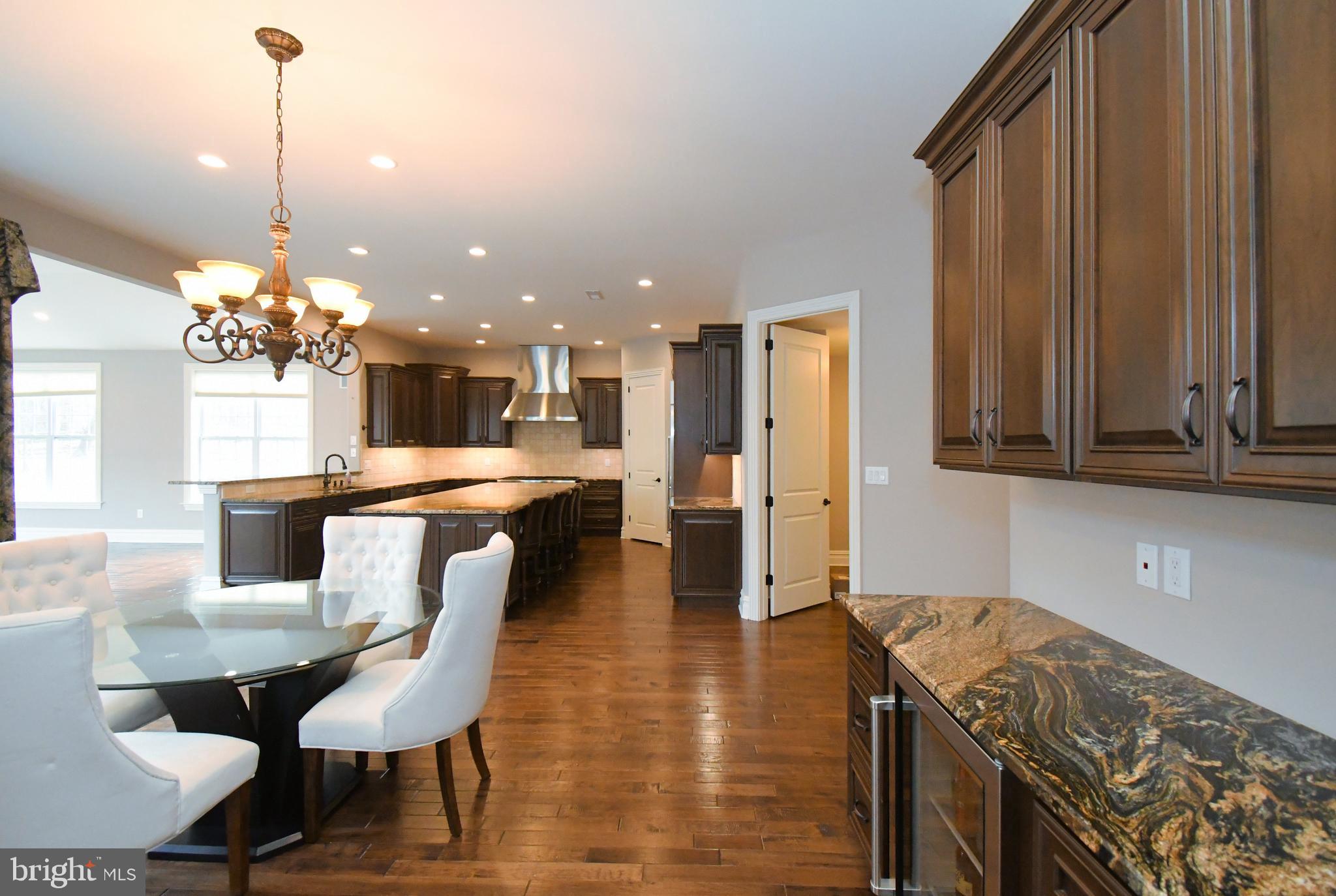 DUTCHESS FARM ESTS - Residential