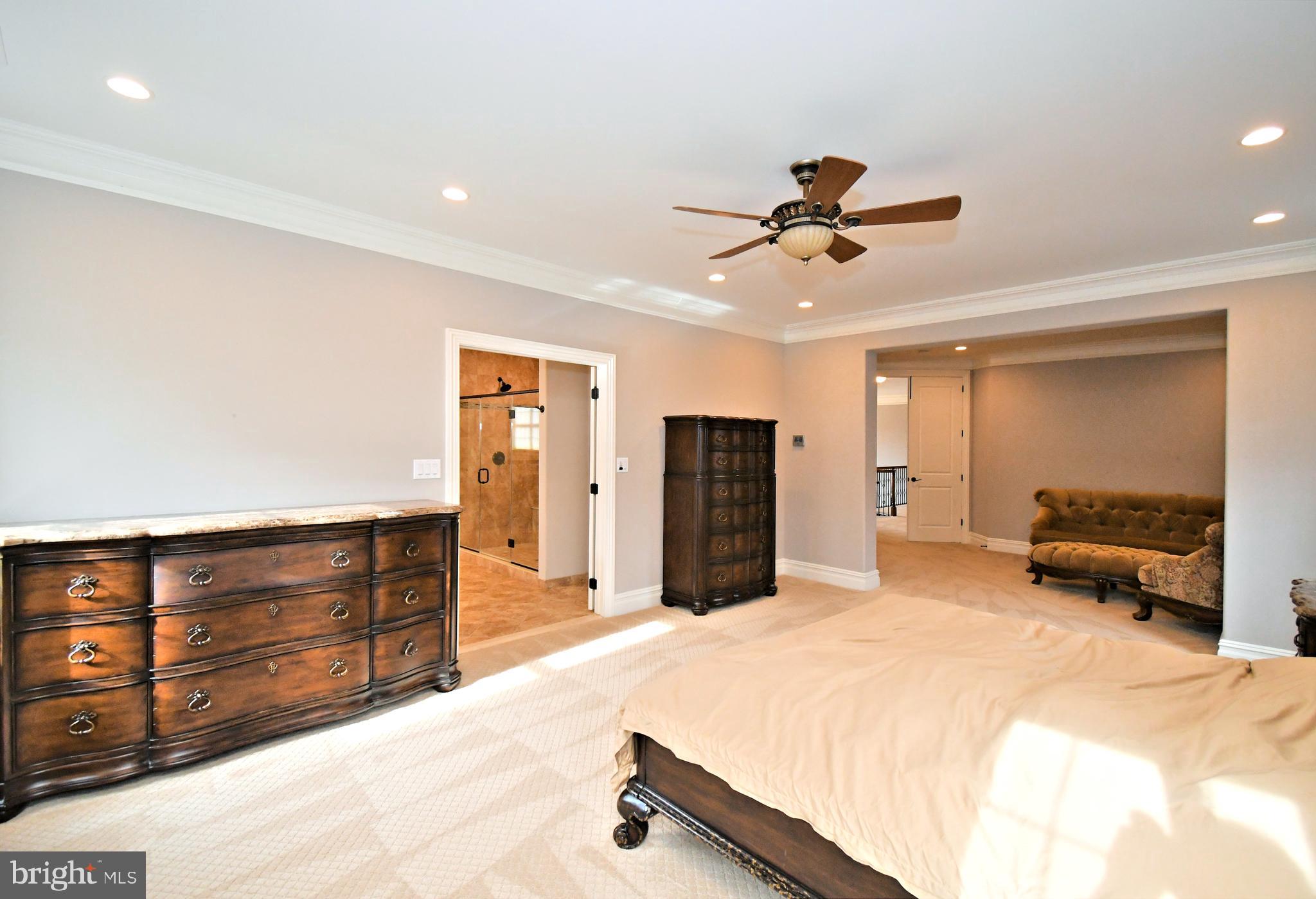 DUTCHESS FARM ESTS - Residential