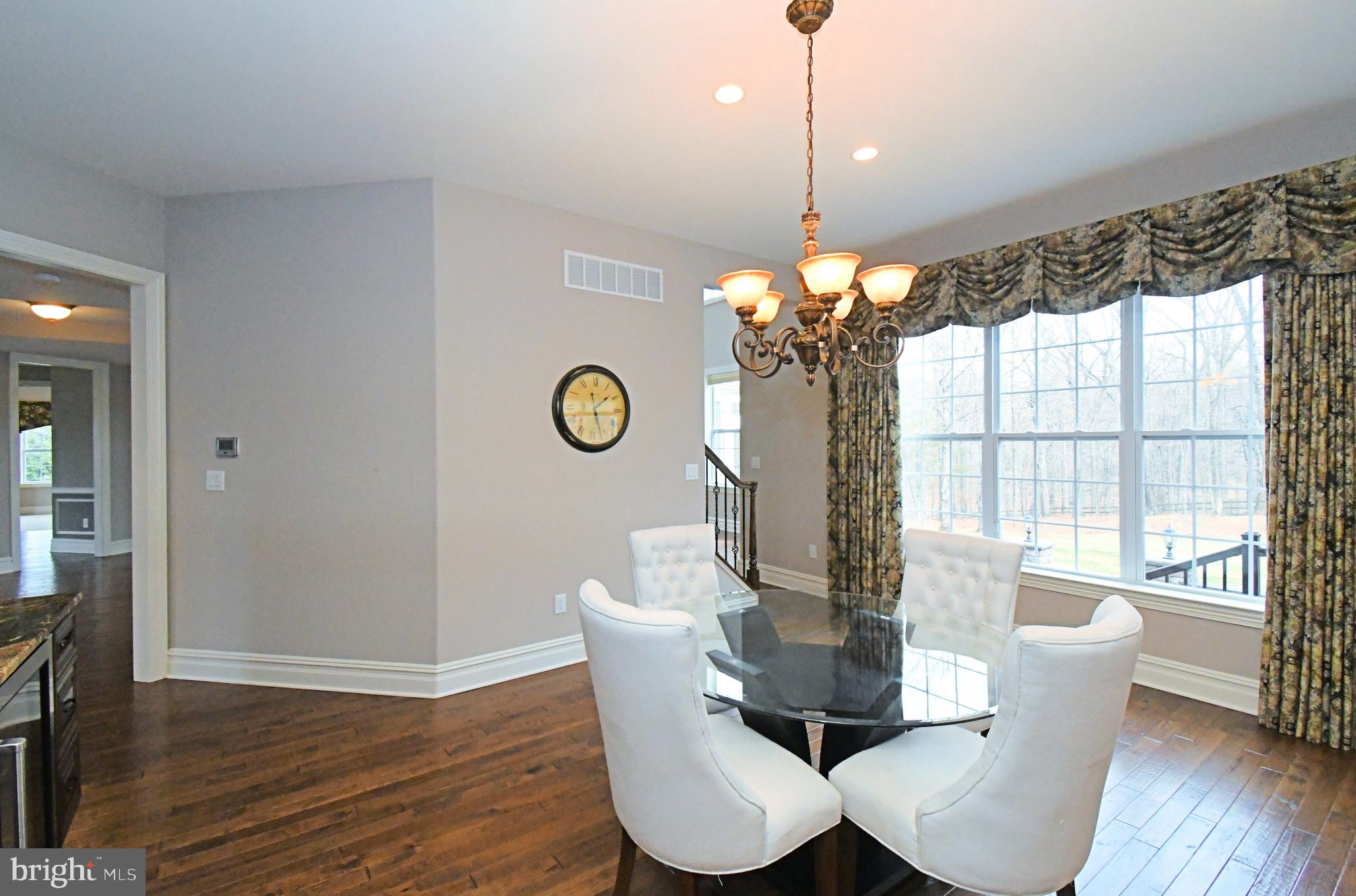 DUTCHESS FARM ESTS - Residential