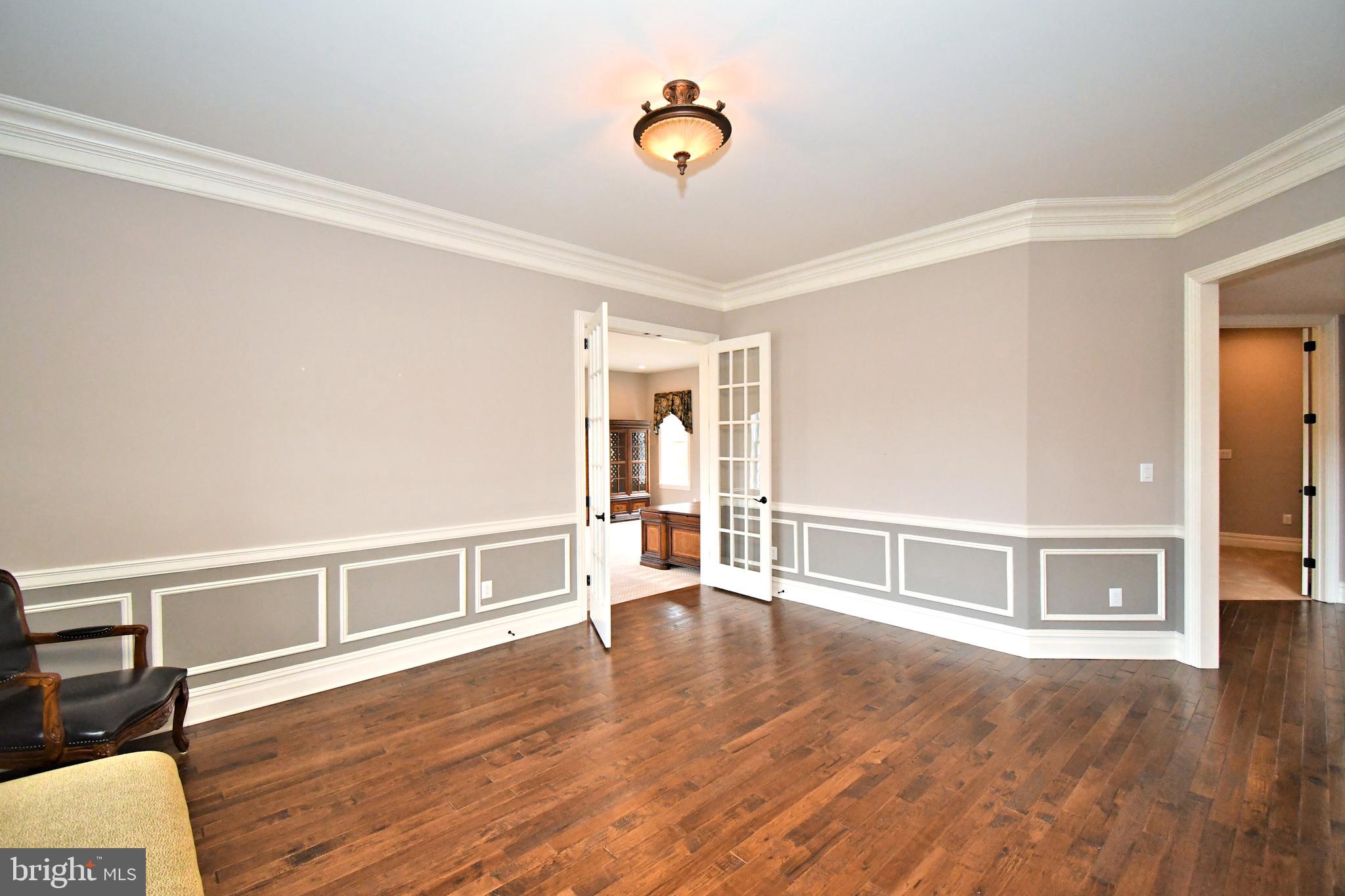 DUTCHESS FARM ESTS - Residential