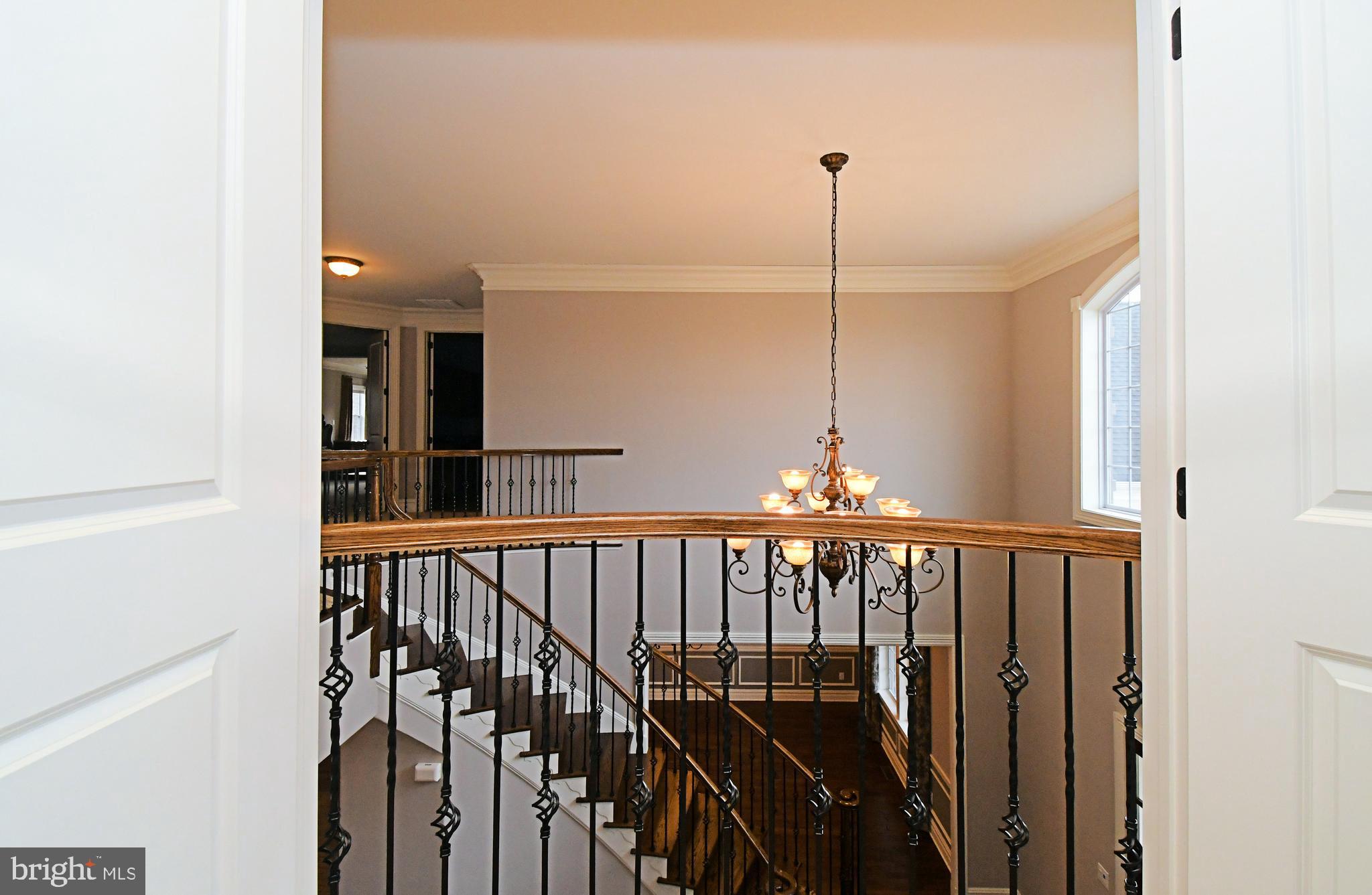 DUTCHESS FARM ESTS - Residential