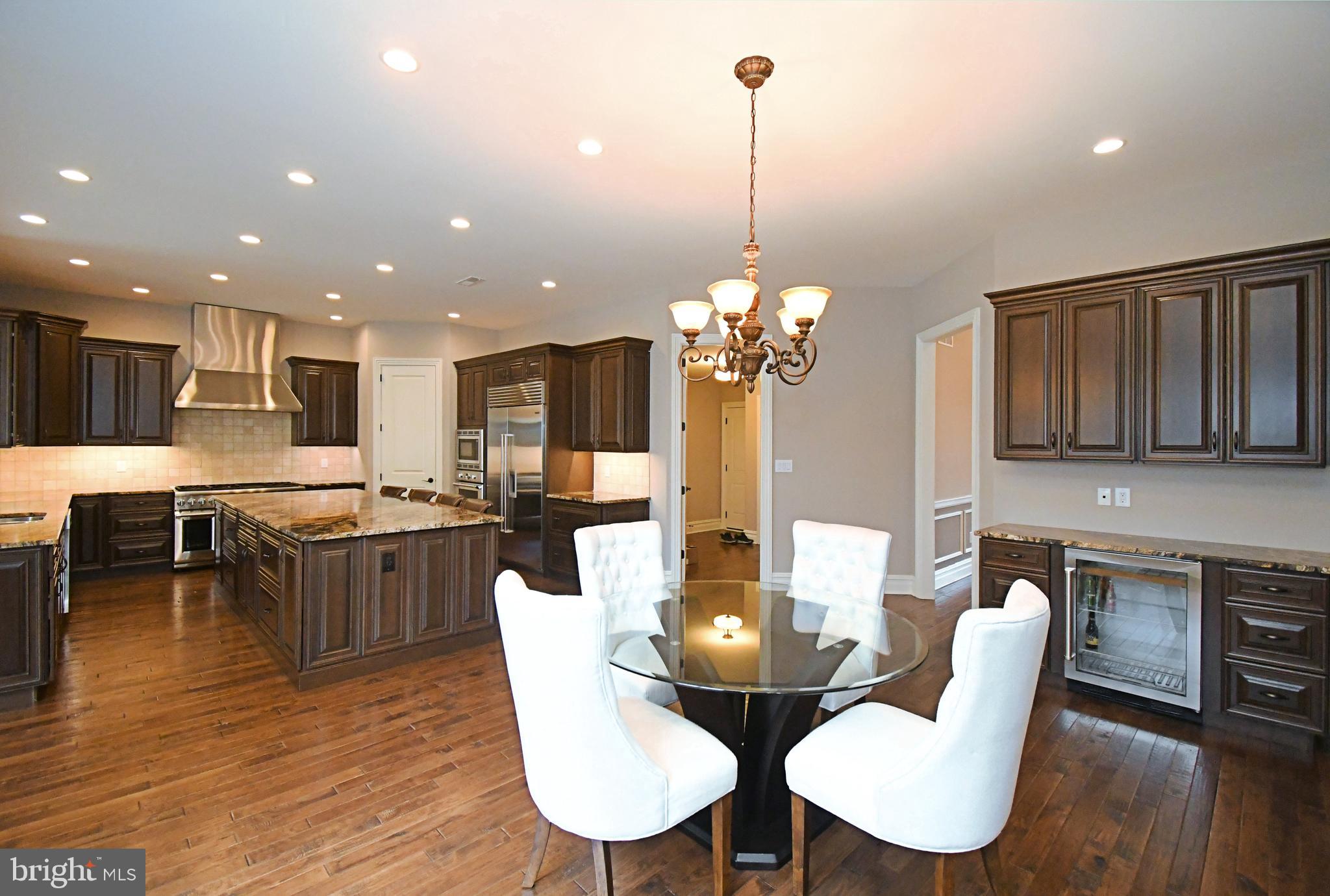 DUTCHESS FARM ESTS - Residential