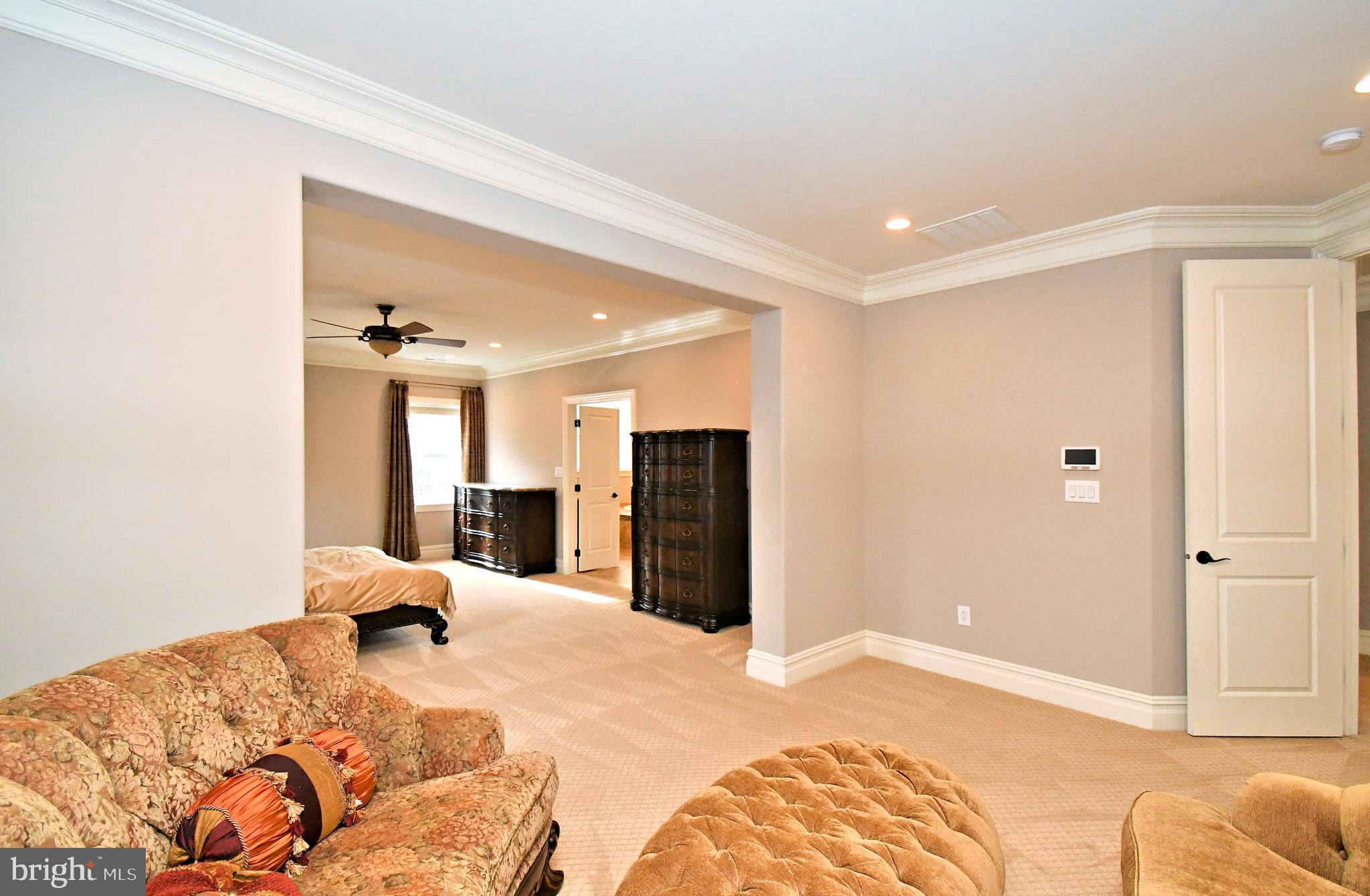 DUTCHESS FARM ESTS - Residential