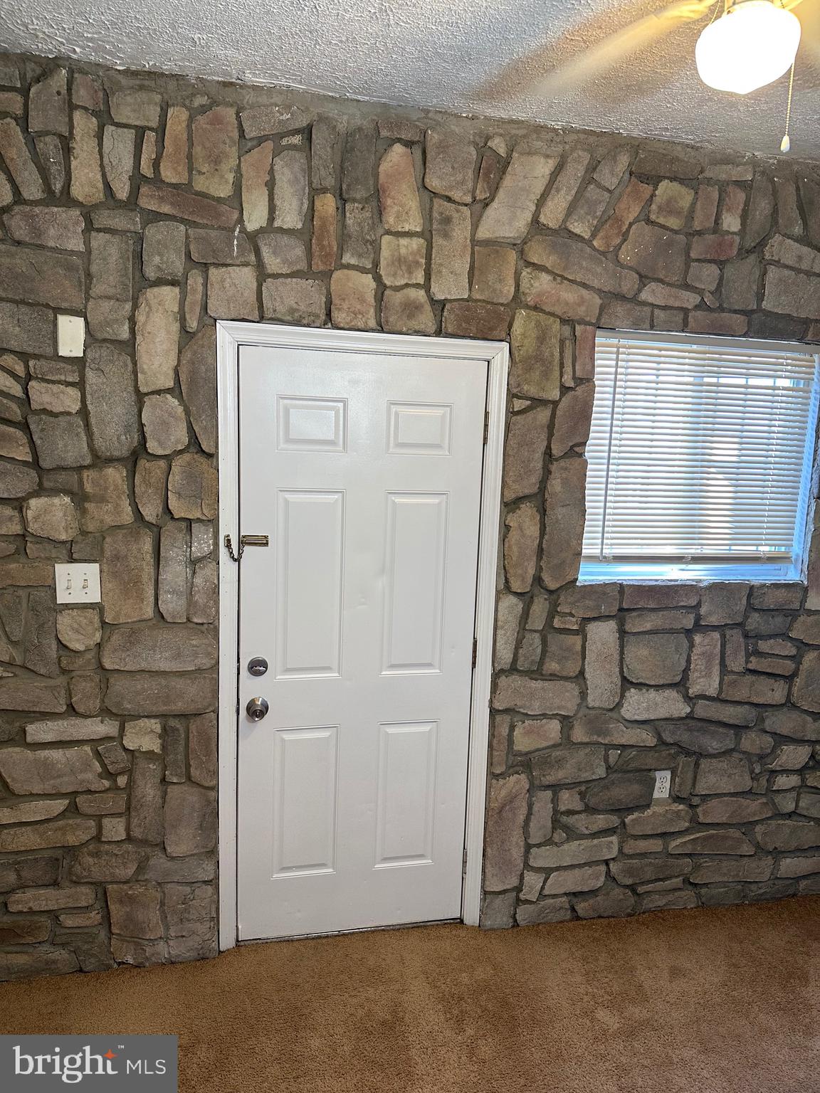 FAIRLAWN - Residential Lease