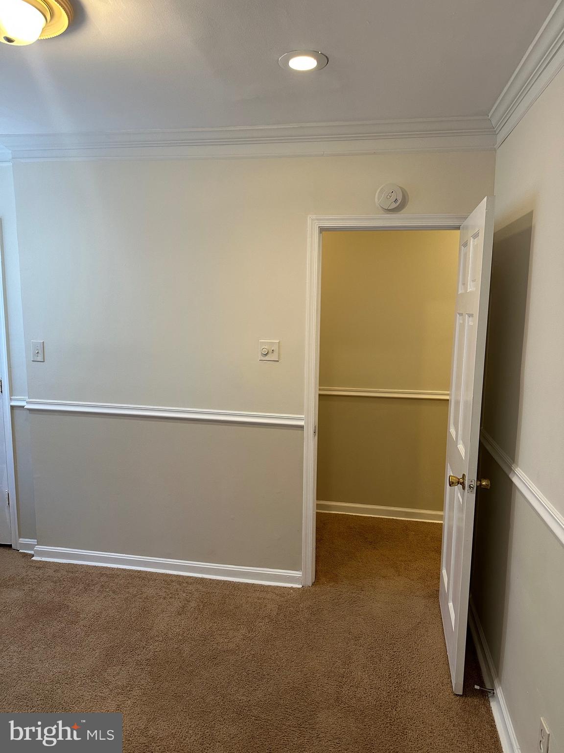 FAIRLAWN - Residential Lease