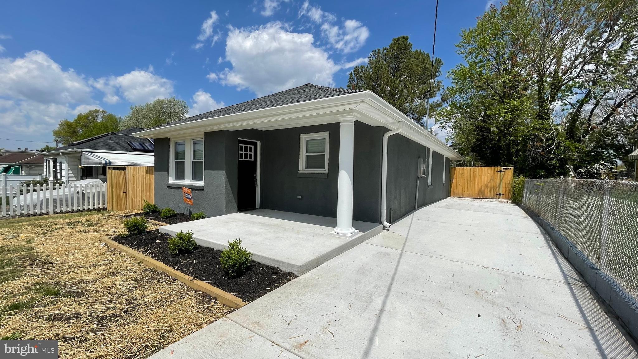 CHERRY HILL - Residential