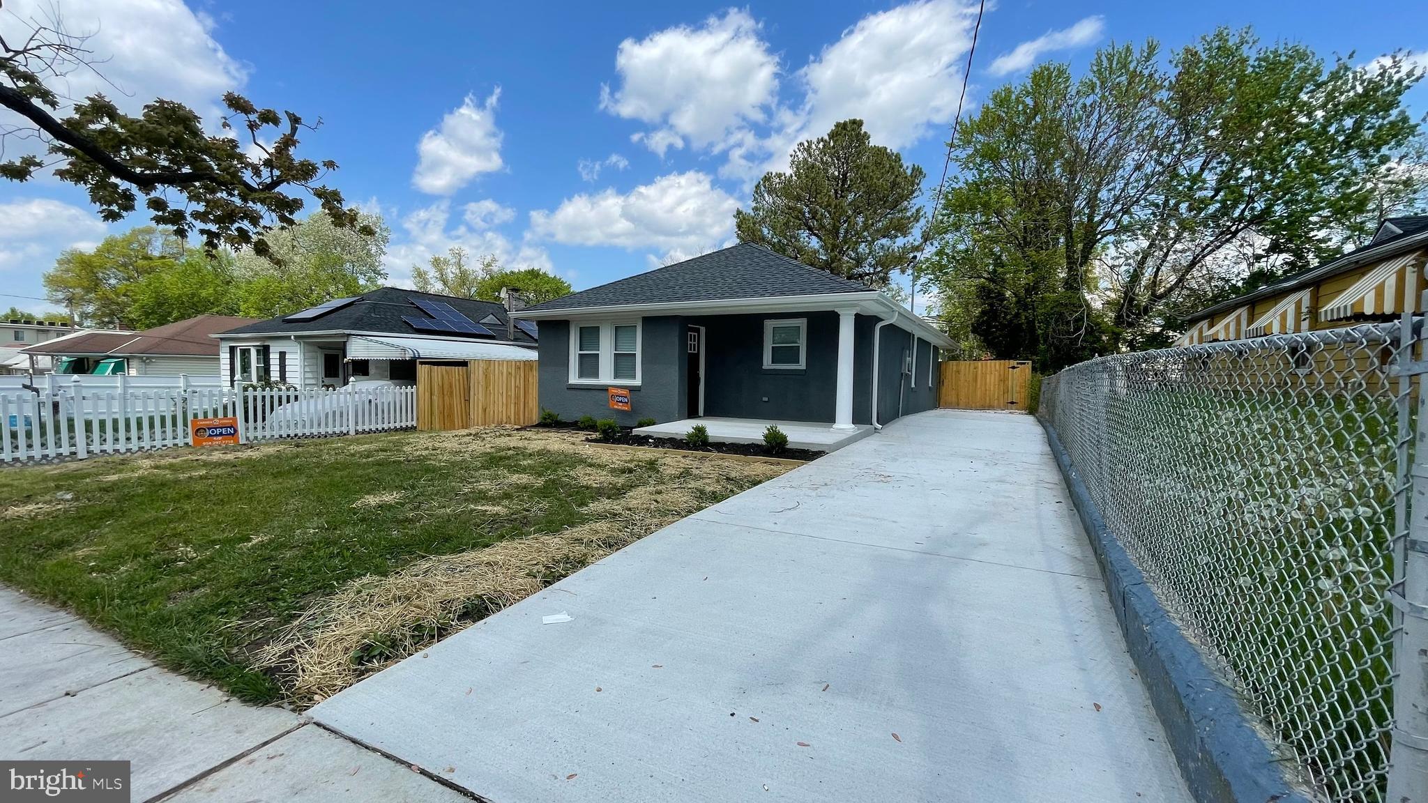 CHERRY HILL - Residential