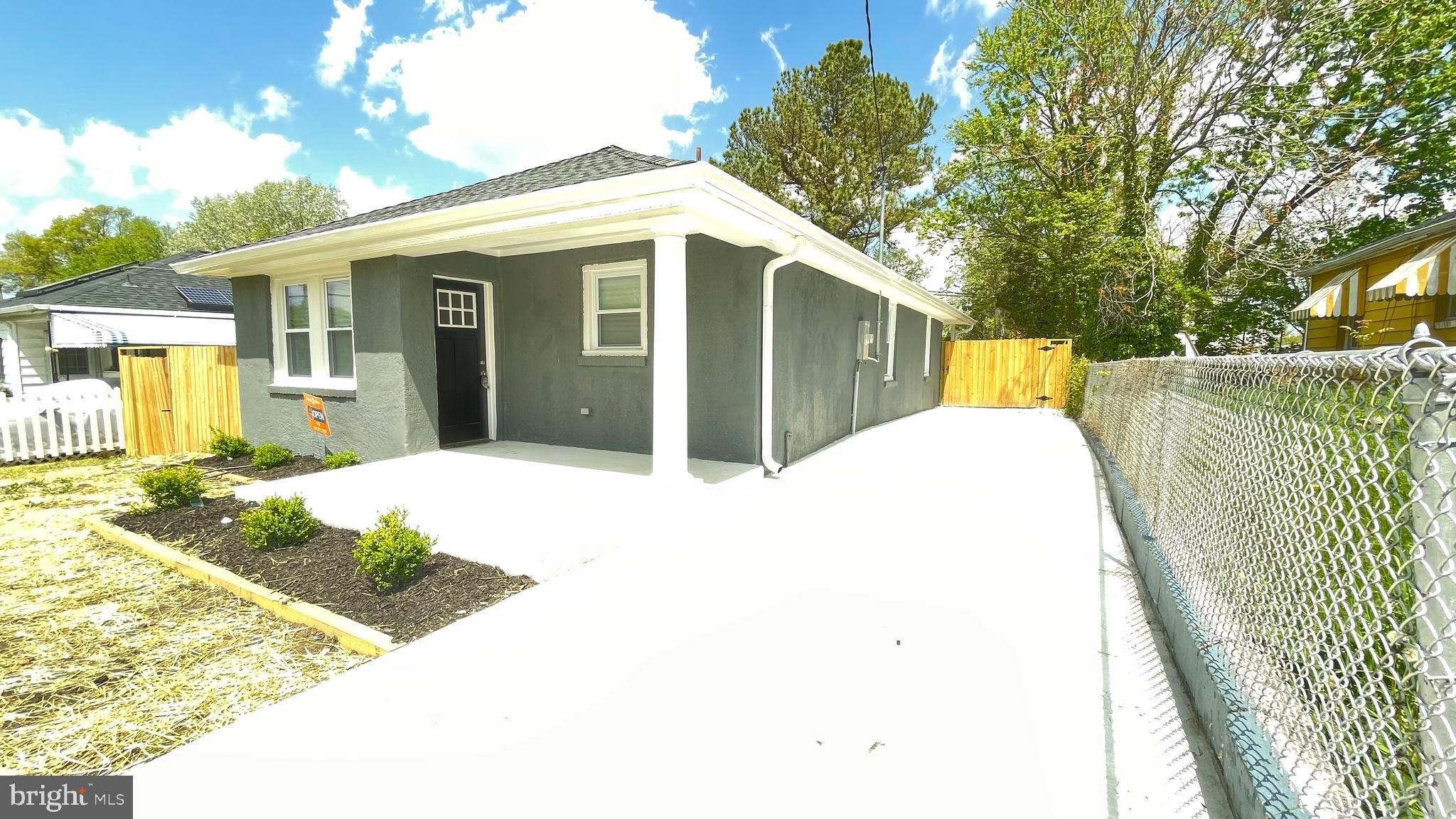 CHERRY HILL - Residential