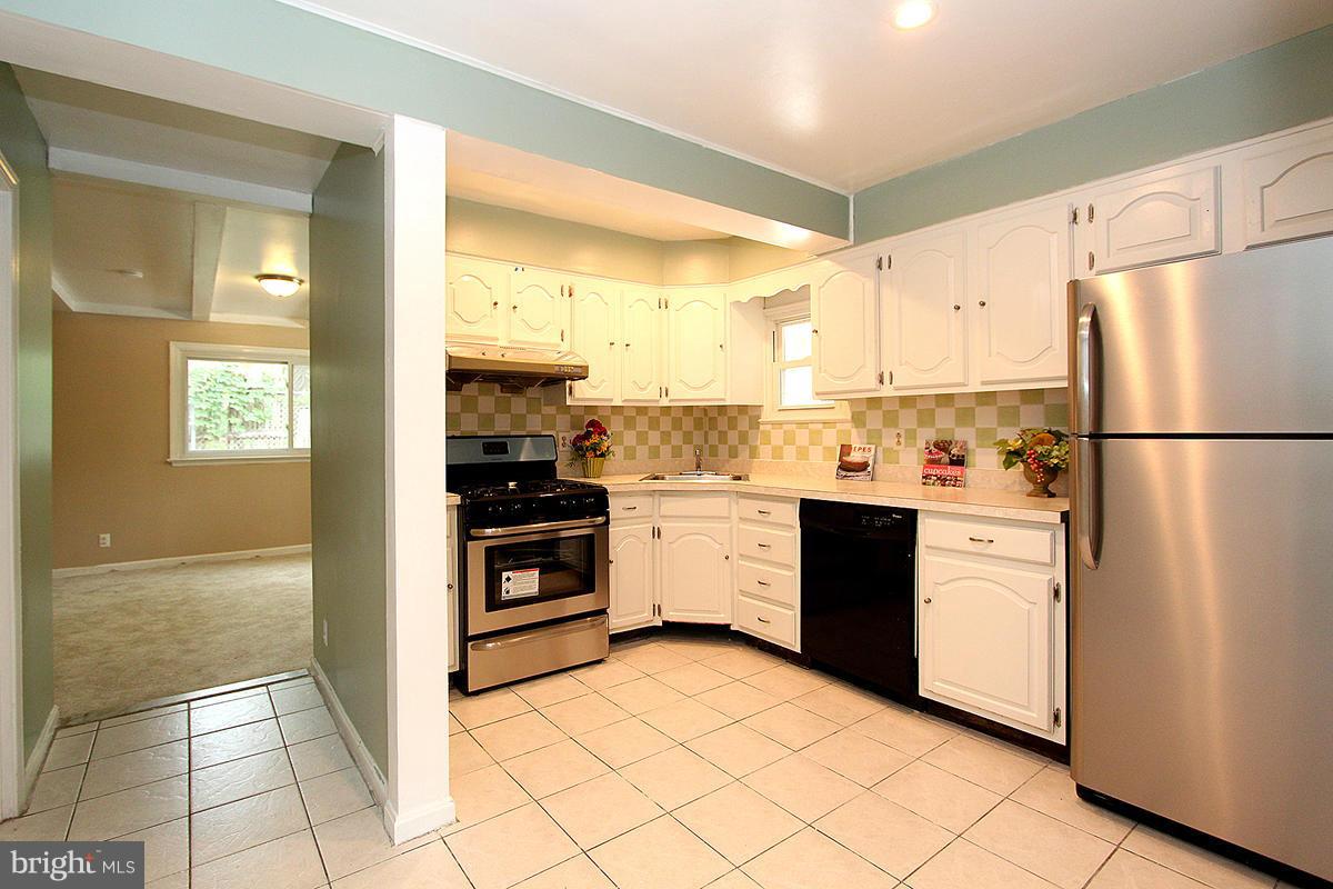 CONNECTICUT AVENUE ESTATES - Residential