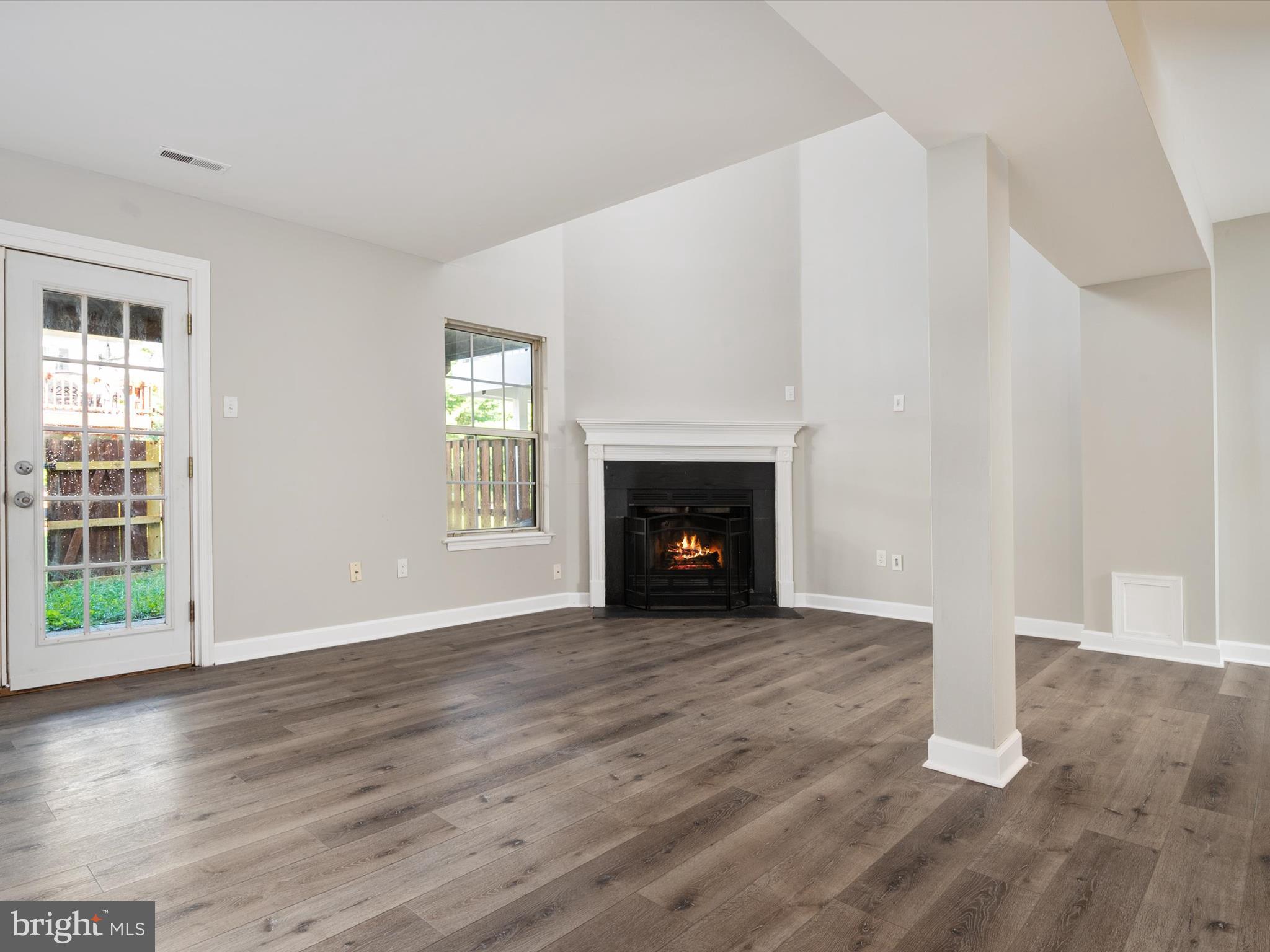 STONEY BEACH - Residential Lease