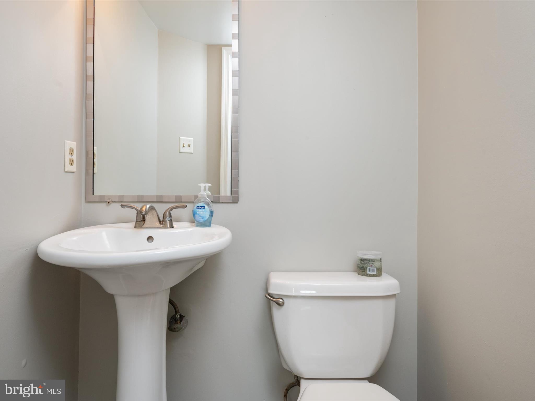 STONEY BEACH - Residential Lease