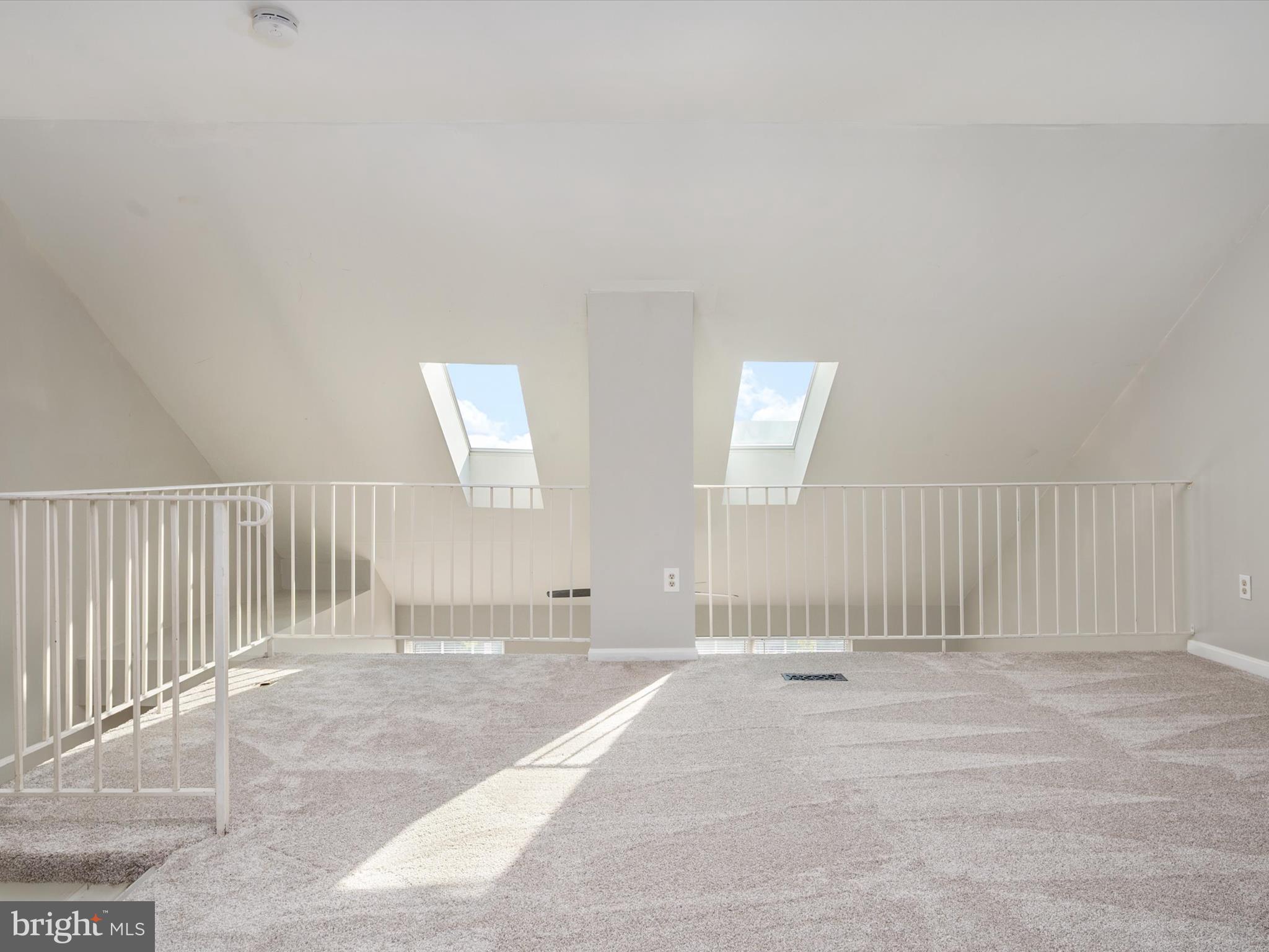 STONEY BEACH - Residential Lease