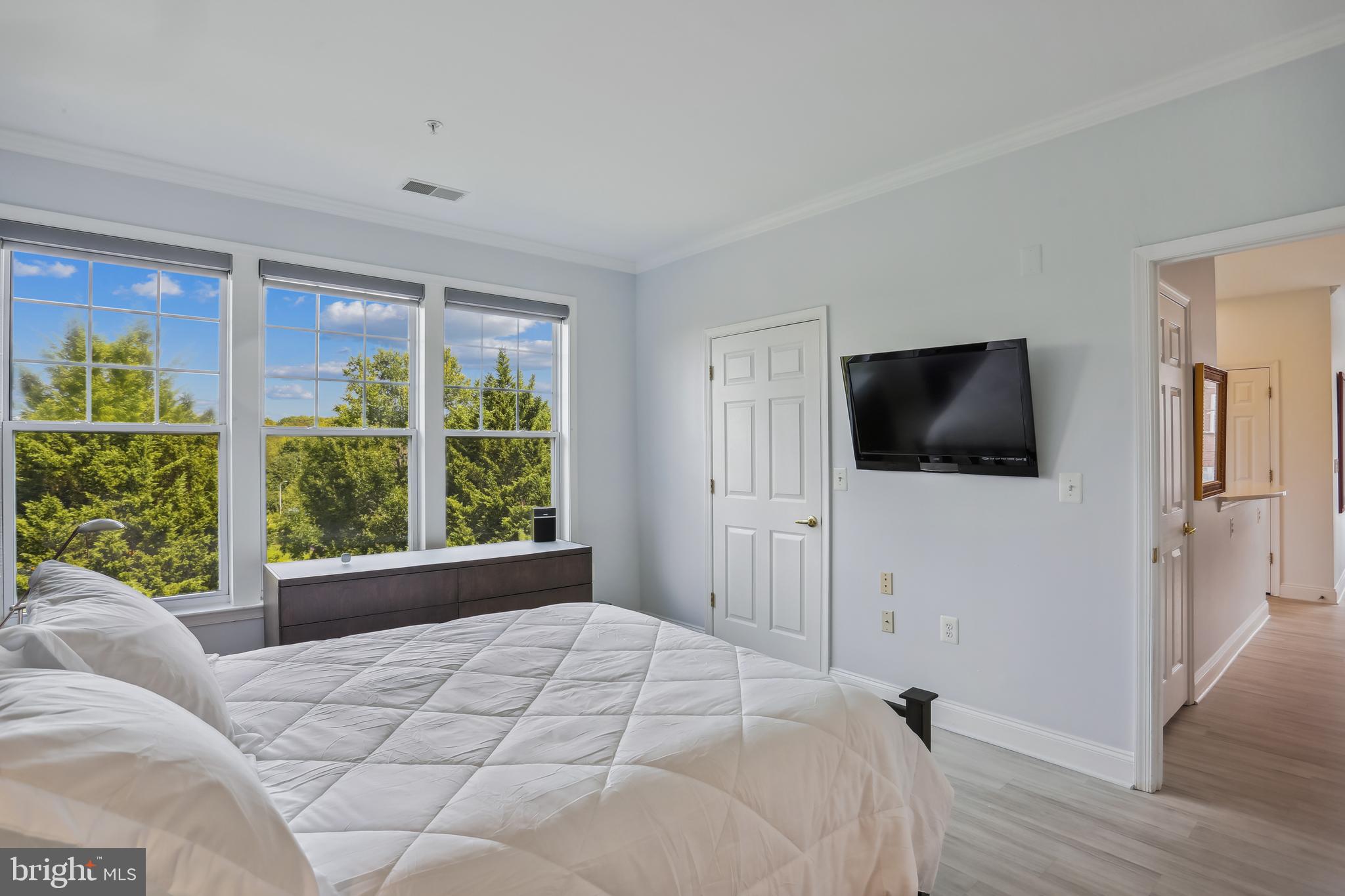 KENTLANDS - Residential