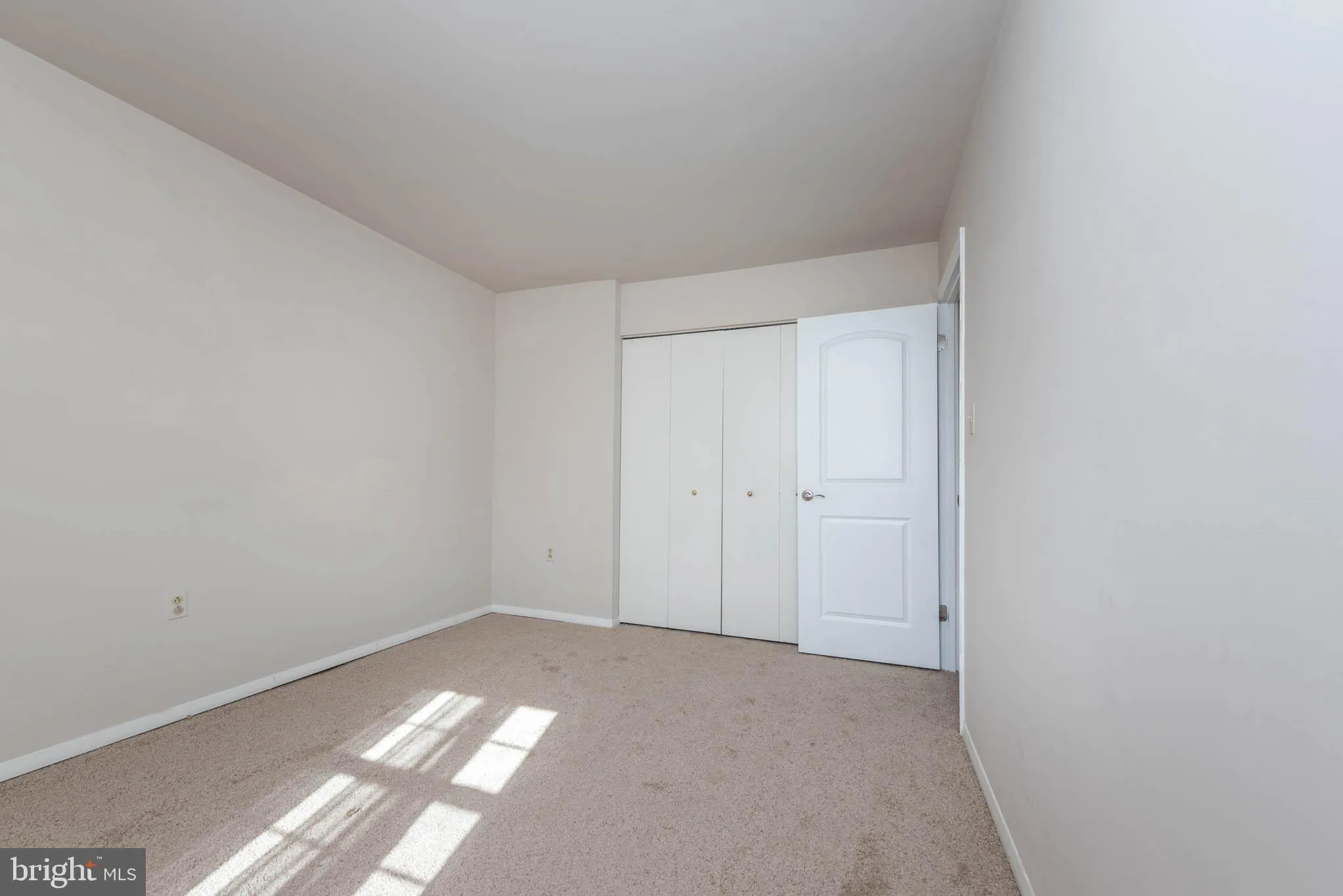 Catonsville, Maryland 21228, United States, 3 Bedrooms Bedrooms, ,3 BathroomsBathrooms,Residential,Active,4081