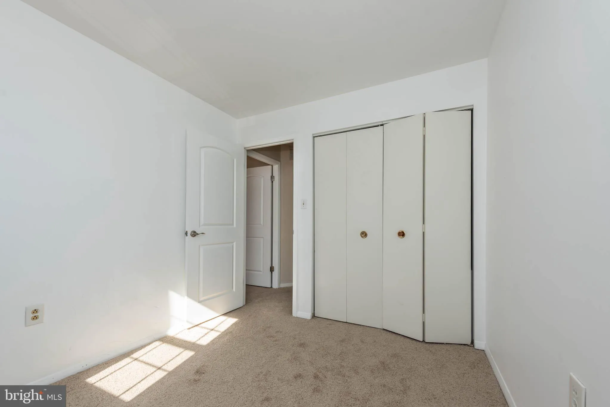Catonsville, Maryland 21228, United States, 3 Bedrooms Bedrooms, ,3 BathroomsBathrooms,Residential,Active,4081