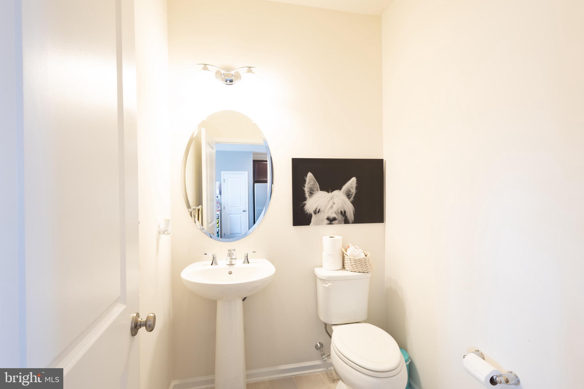 LOUDOUN VALLEY ESTATES 2 - Residential Lease